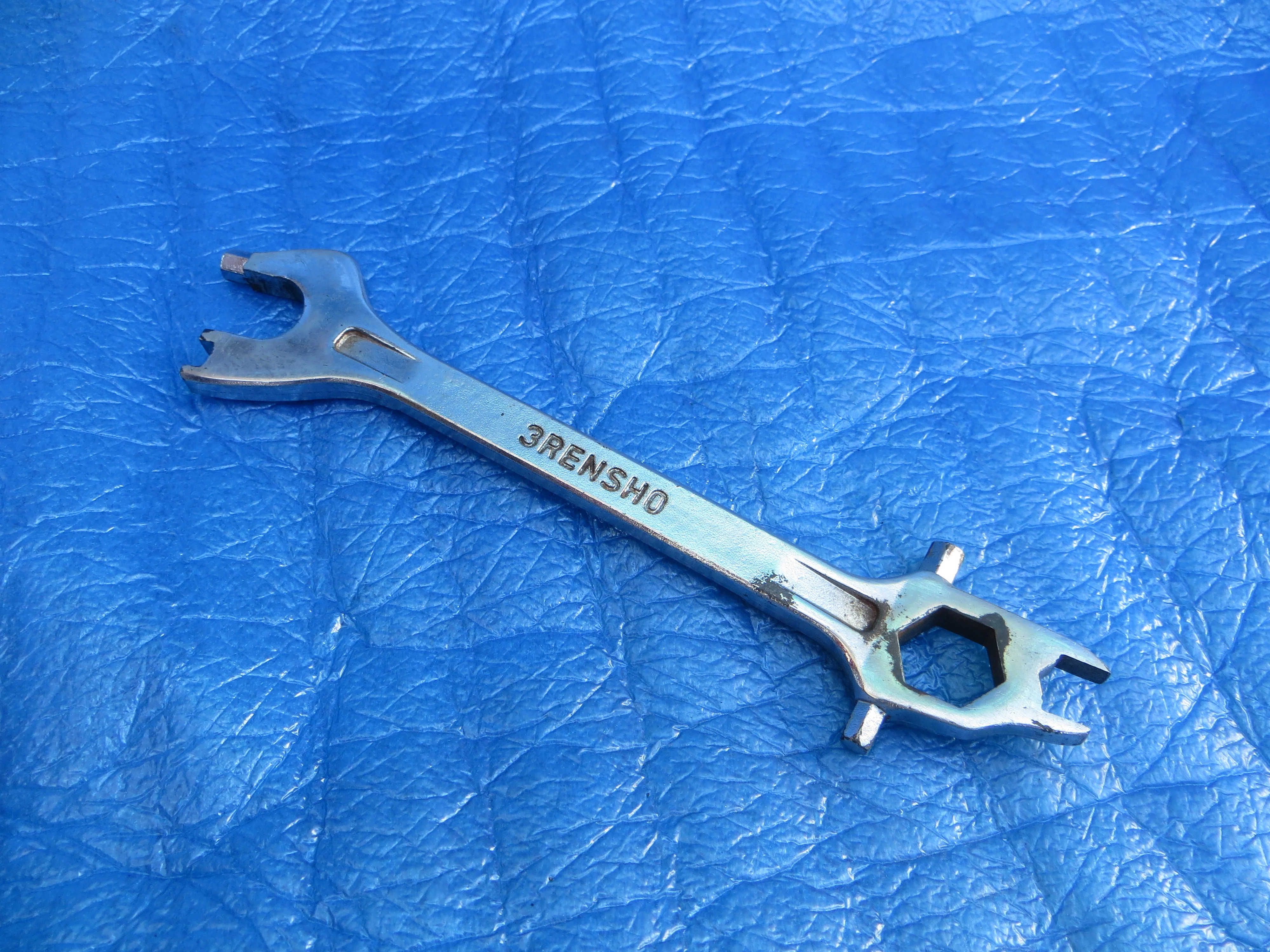 3rensho San Rensho Multiple Tool Wrench (251216)