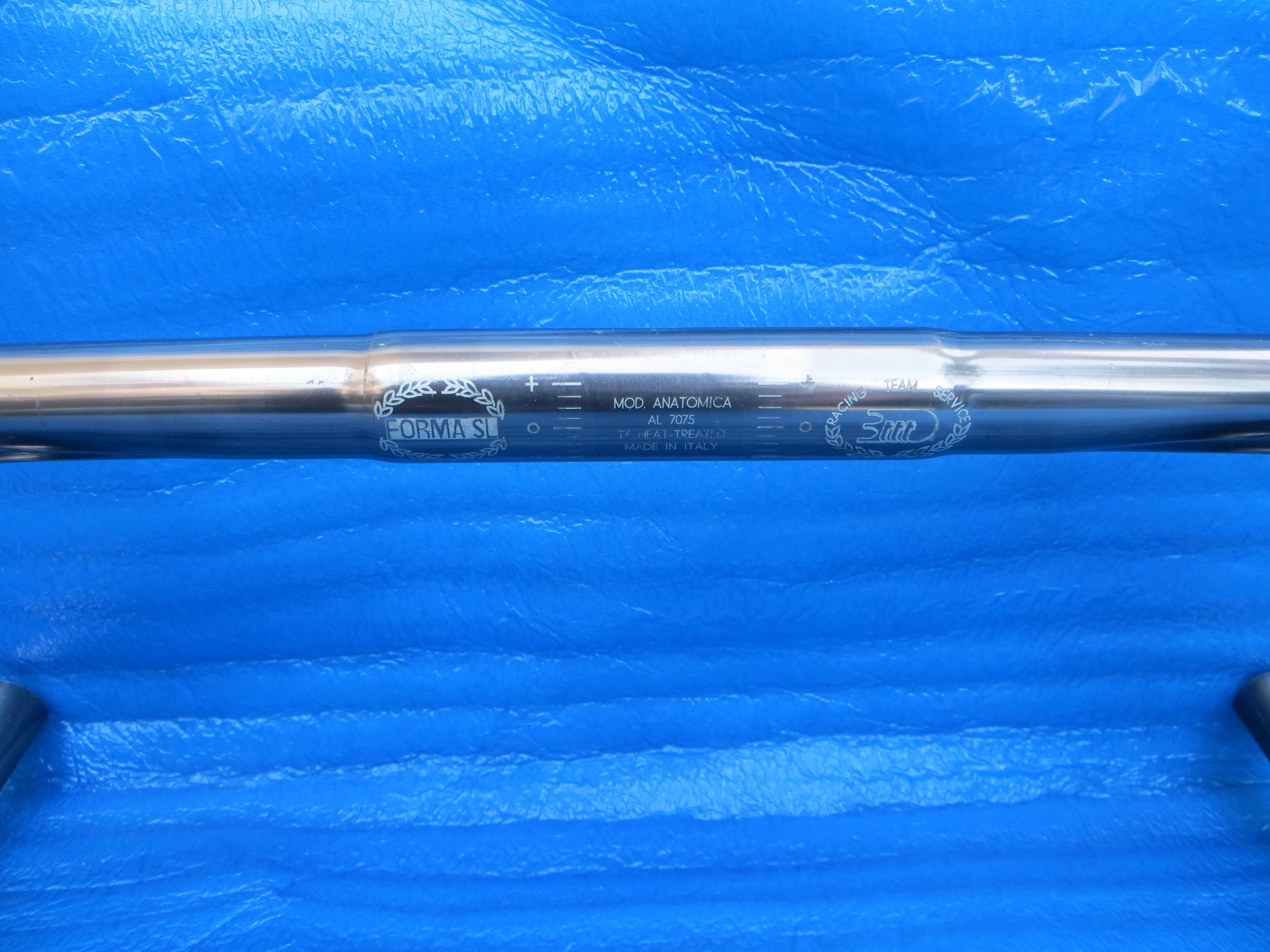 3T Forma SL Anatomic Non NJS Handlebar 26mm / 42cm (26021802) - Image 3