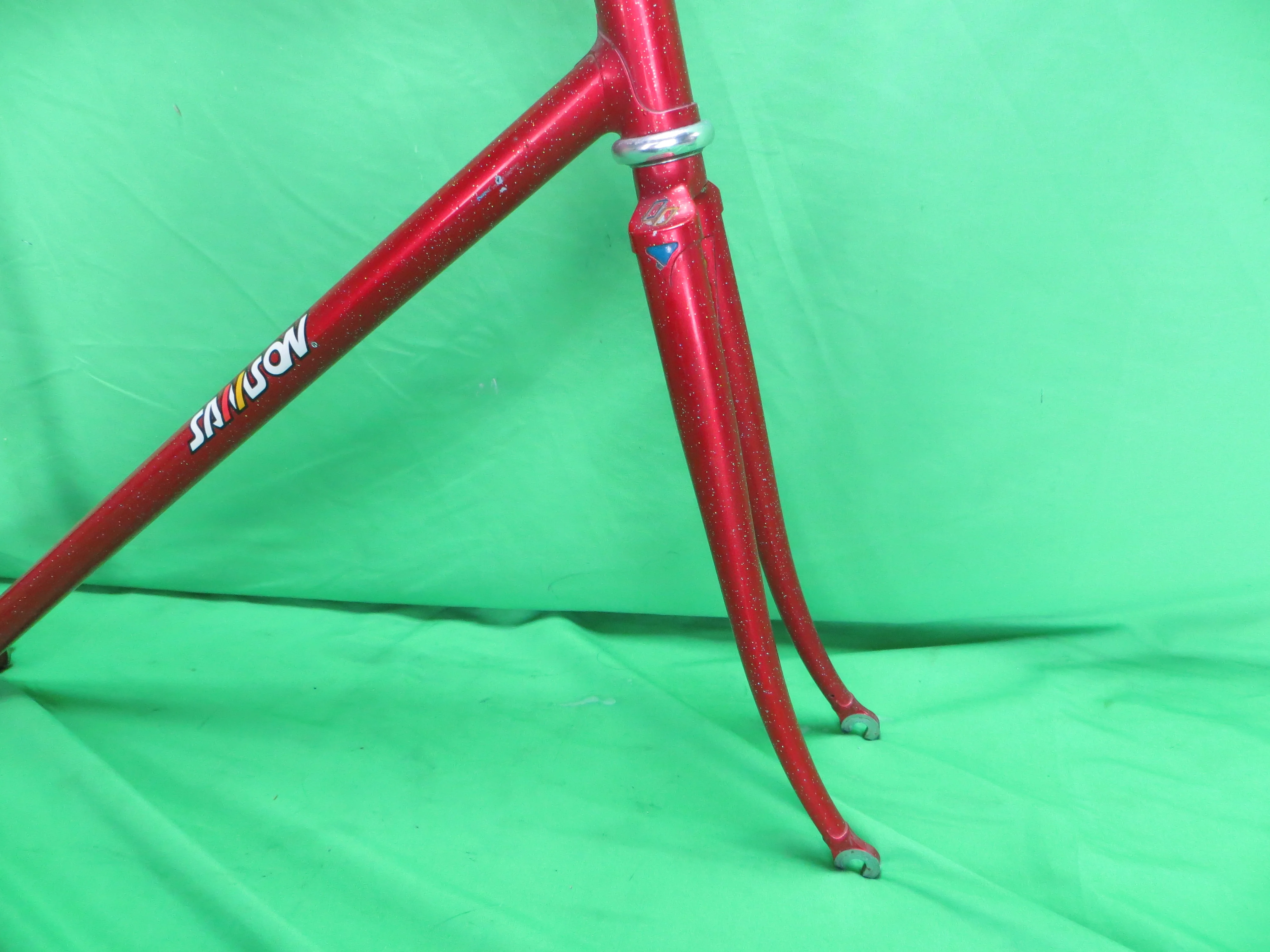 90's Samson // Red with Rainbow Flake // 51cm - Image 10