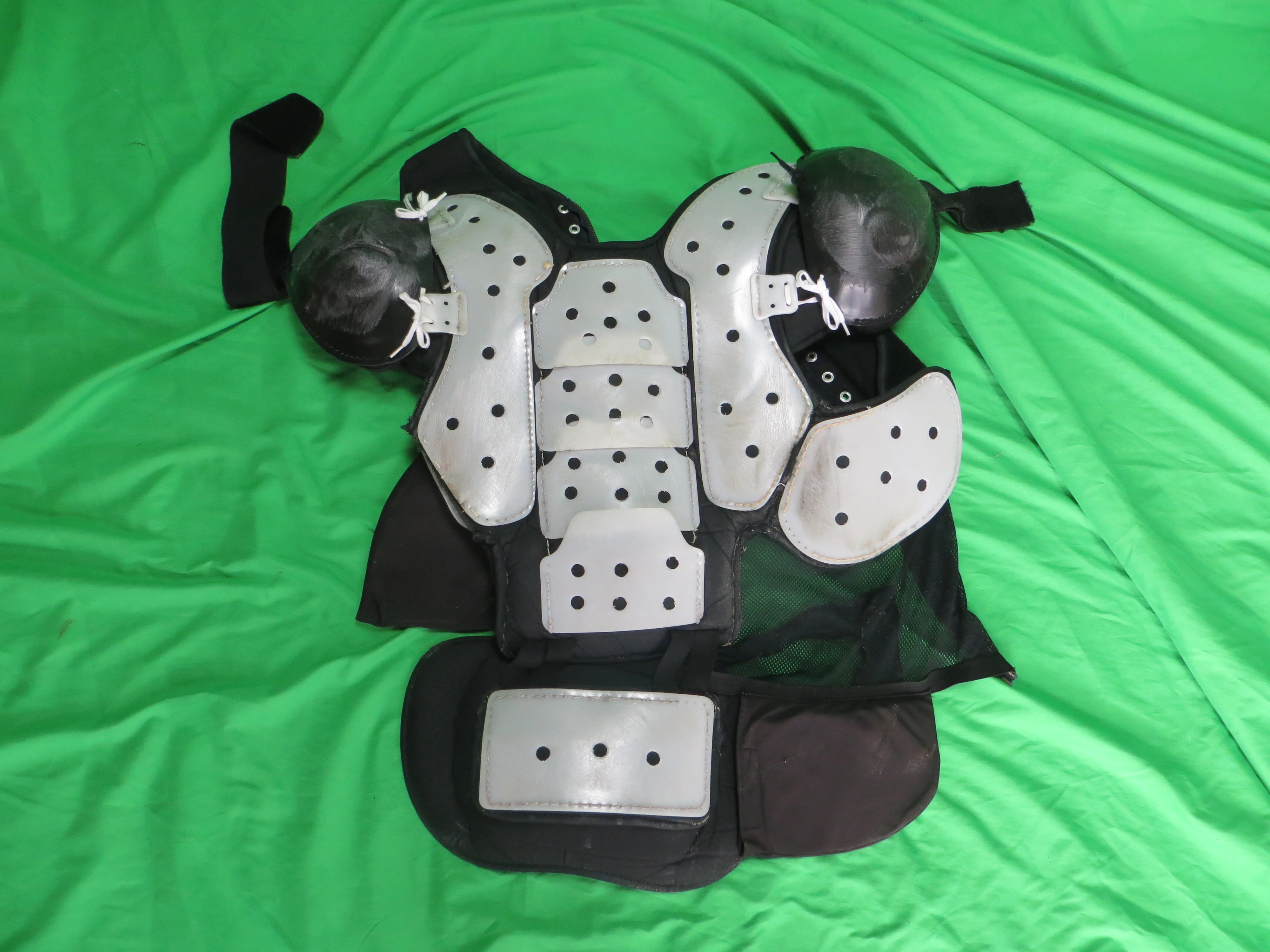 AAA Authentic Keirin Body Armor Protector  Japanese M Size (American S) /241105 - Image 2