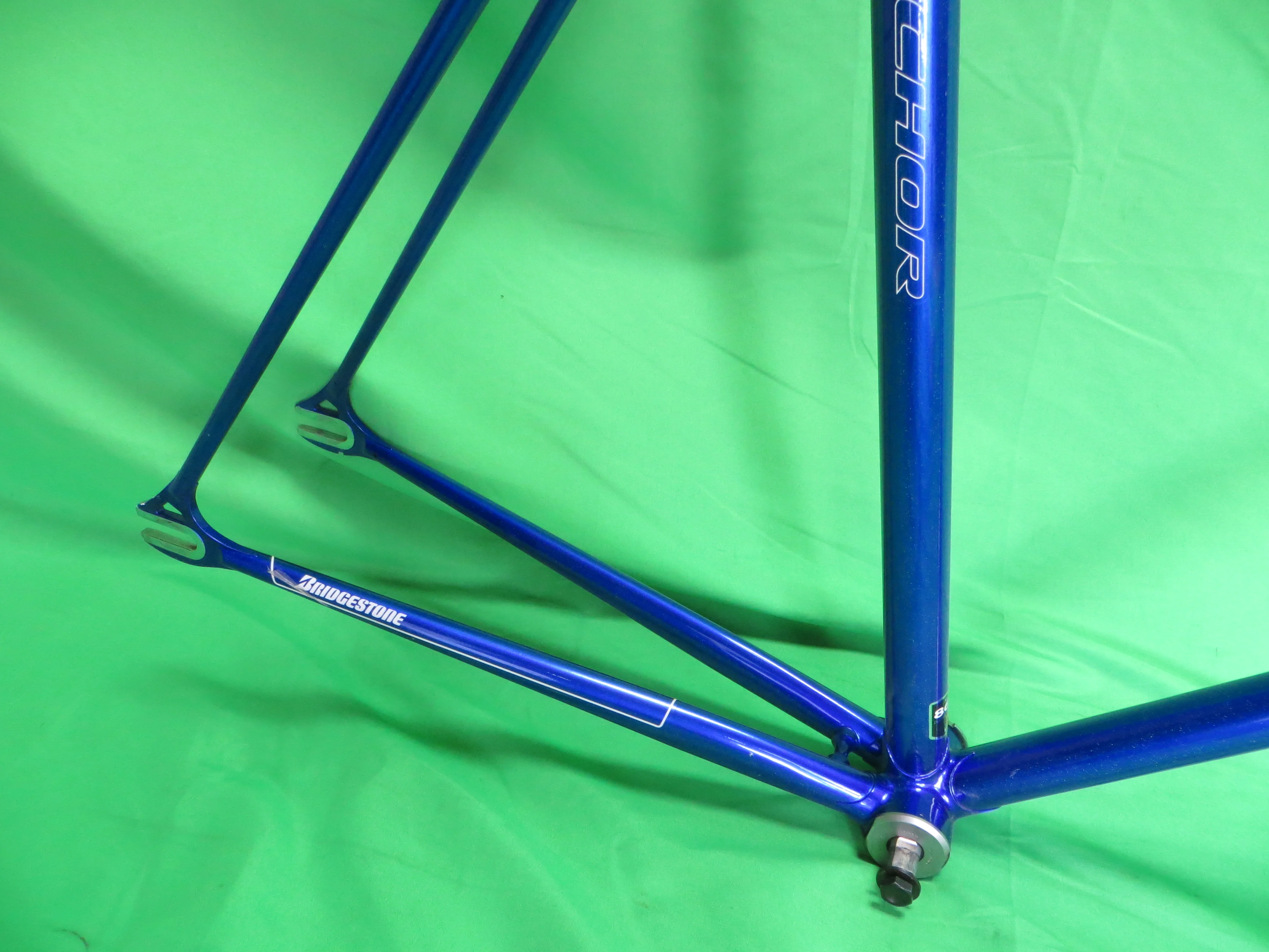Anchor Kaisei 8630R // Deep Blue Metallic with Fine Rainbiw Flake // 54cm - Image 14