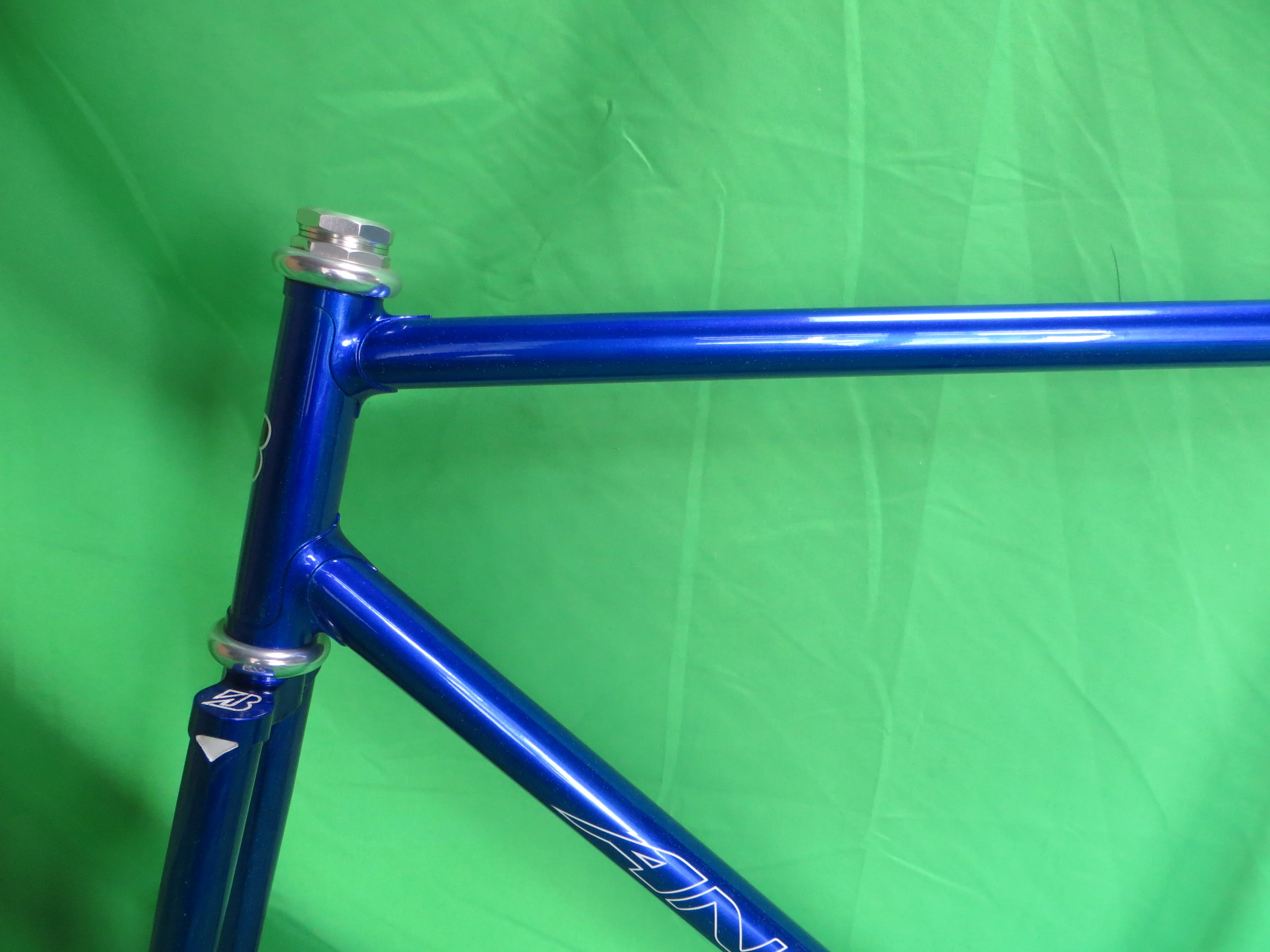 Anchor Kaisei 8630R // Deep Blue Metallic with Fine Rainbiw Flake // 54cm - Image 4