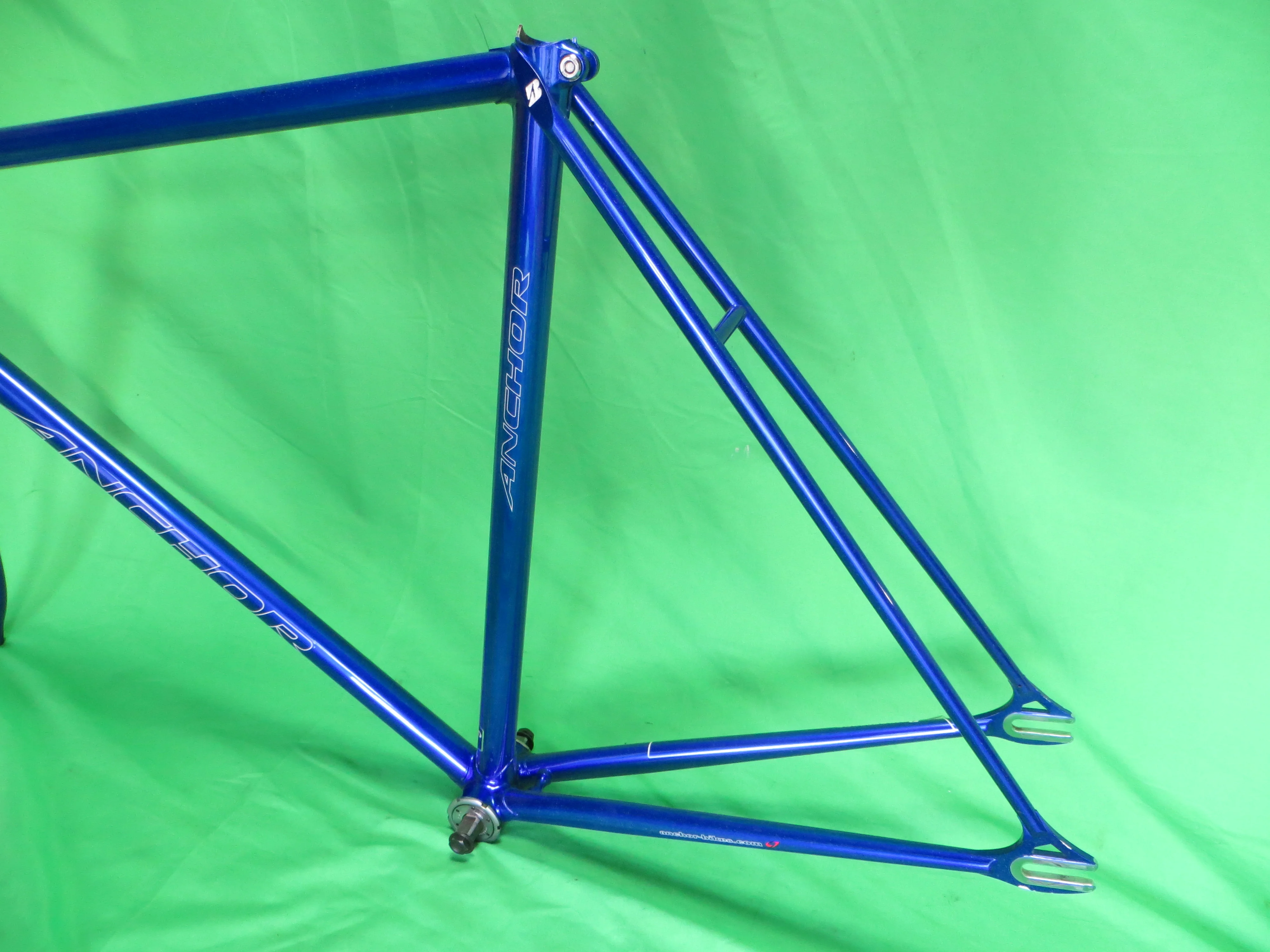 Anchor Kaisei 8630R // Deep Blue Metallic with Fine Rainbiw Flake // 54cm - Image 8