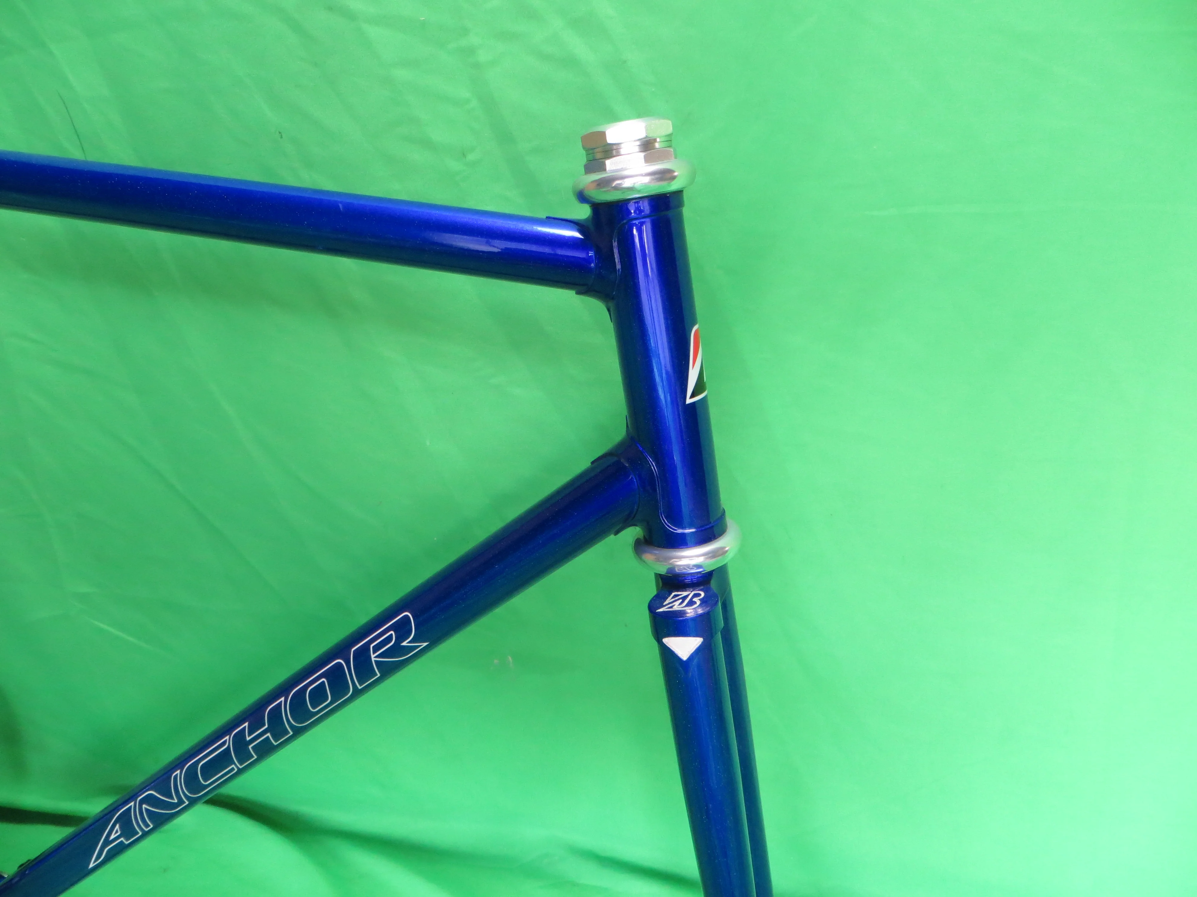 Anchor Kaisei 8630R // Deep Blue Metallic with Fine Rainbiw Flake // 54cm - Image 9