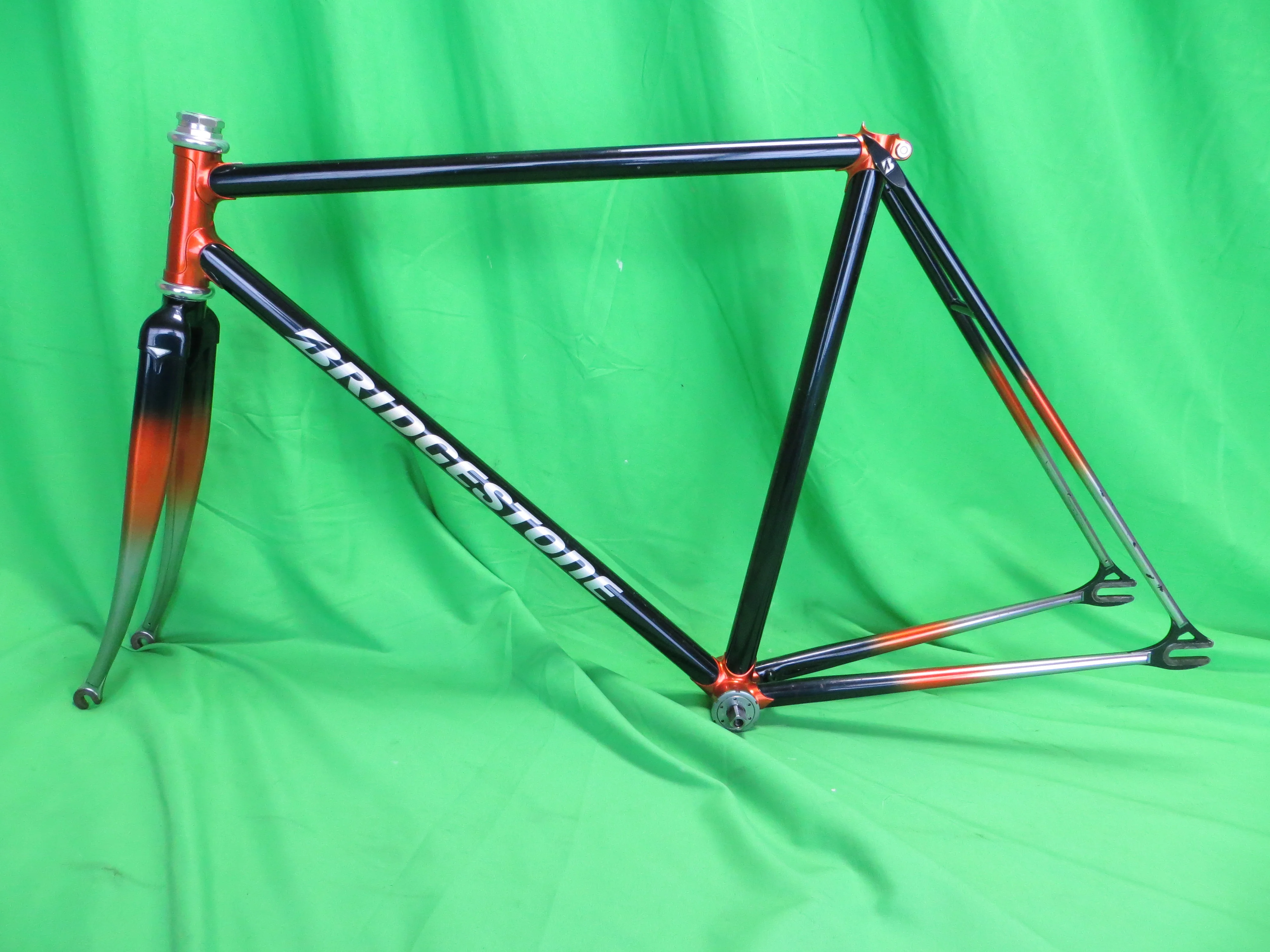 Bridgestone Columbus Max Fork // Orange / Black / Silver Metallic // 51 cm