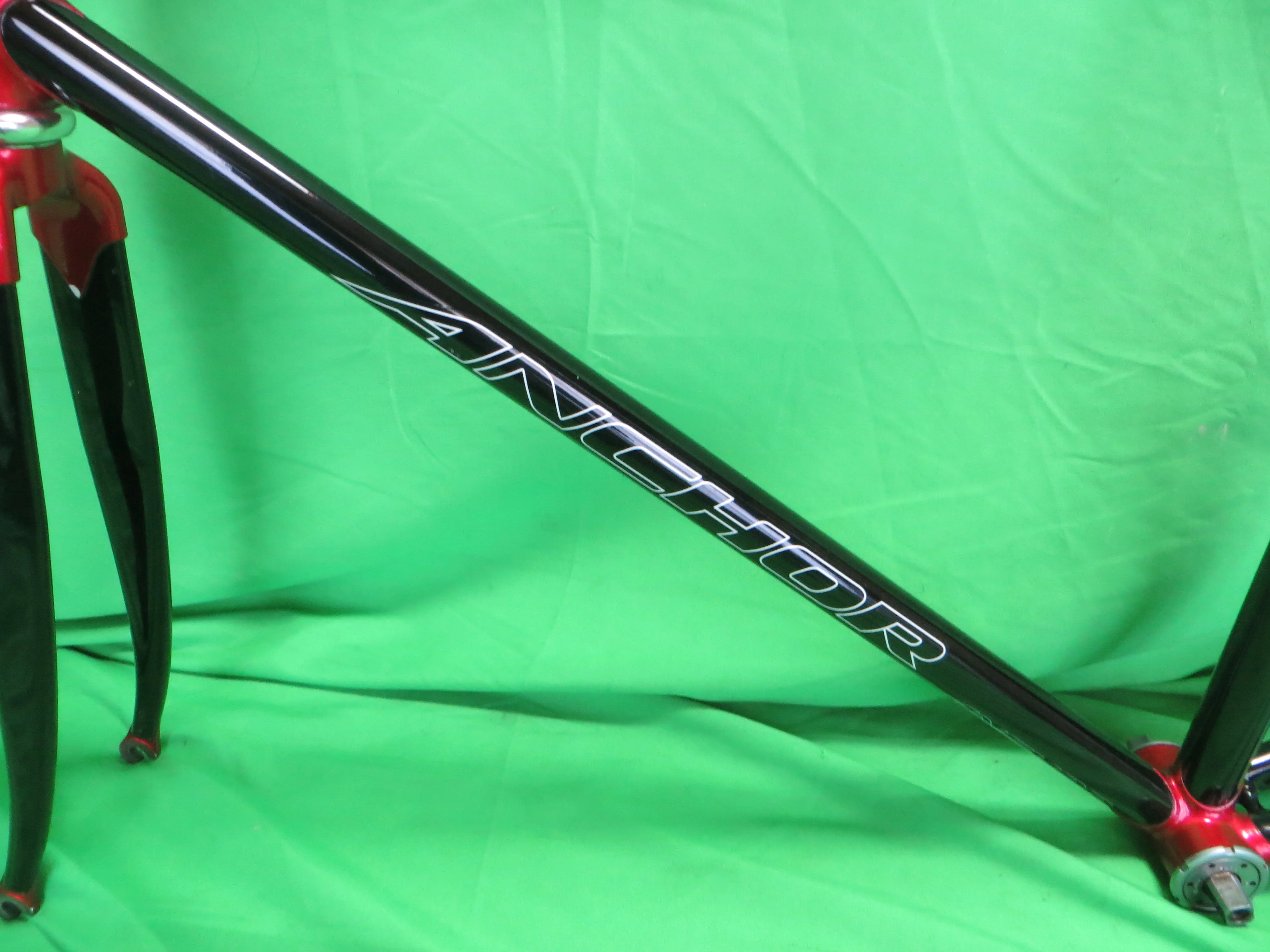 Anchor Columbus Max Fork // Red / Black Metallic // 50.5cm - Image 6