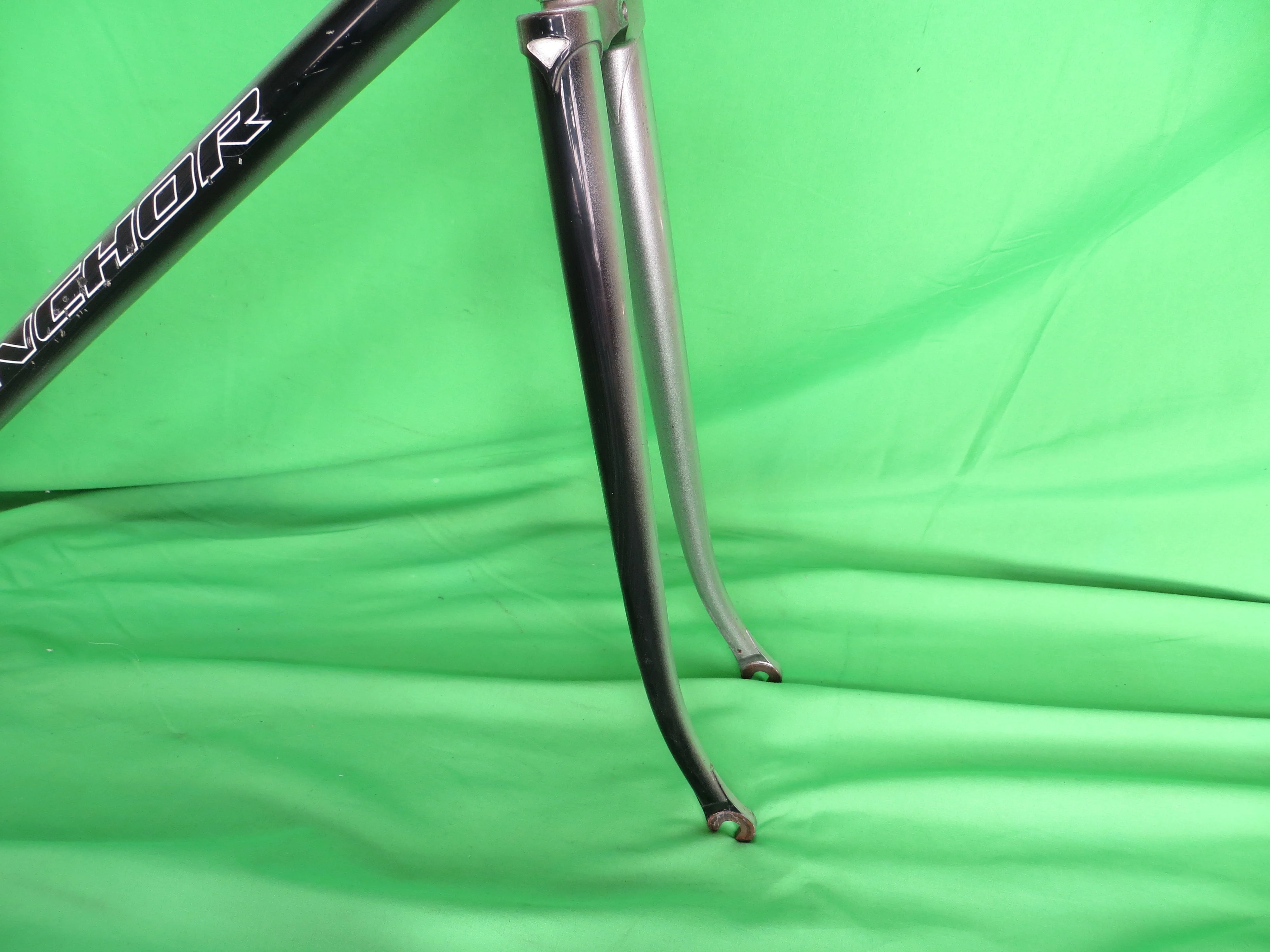 Anchor Drilled For Brakes // Silver / Black Fade // 50cm - Image 10