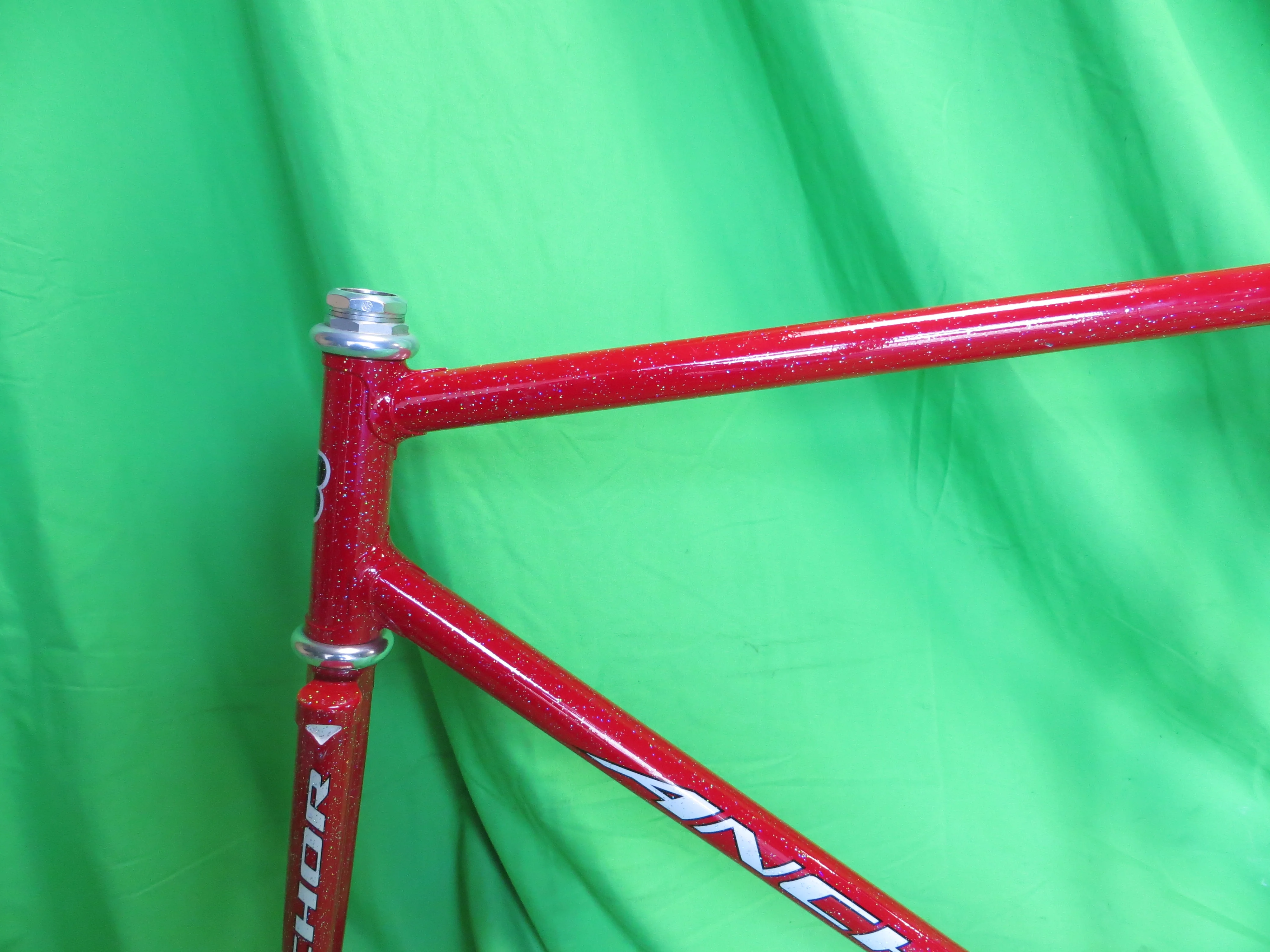 Anchor Kaisei 019 // Red with Rainbow Flake // 53cm - Image 4