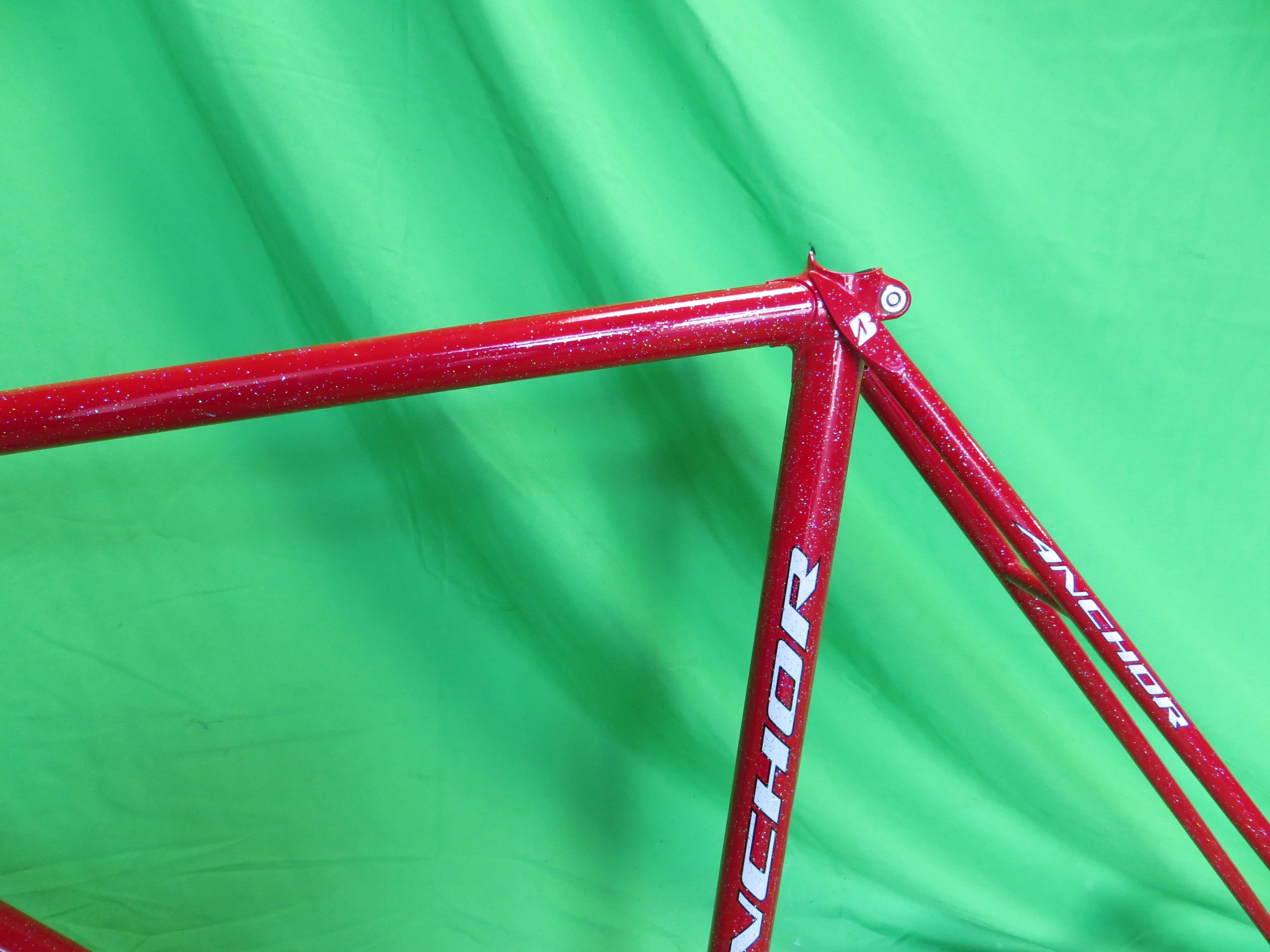 Anchor Kaisei 019 // Red with Rainbow Flake // 53cm - Image 5