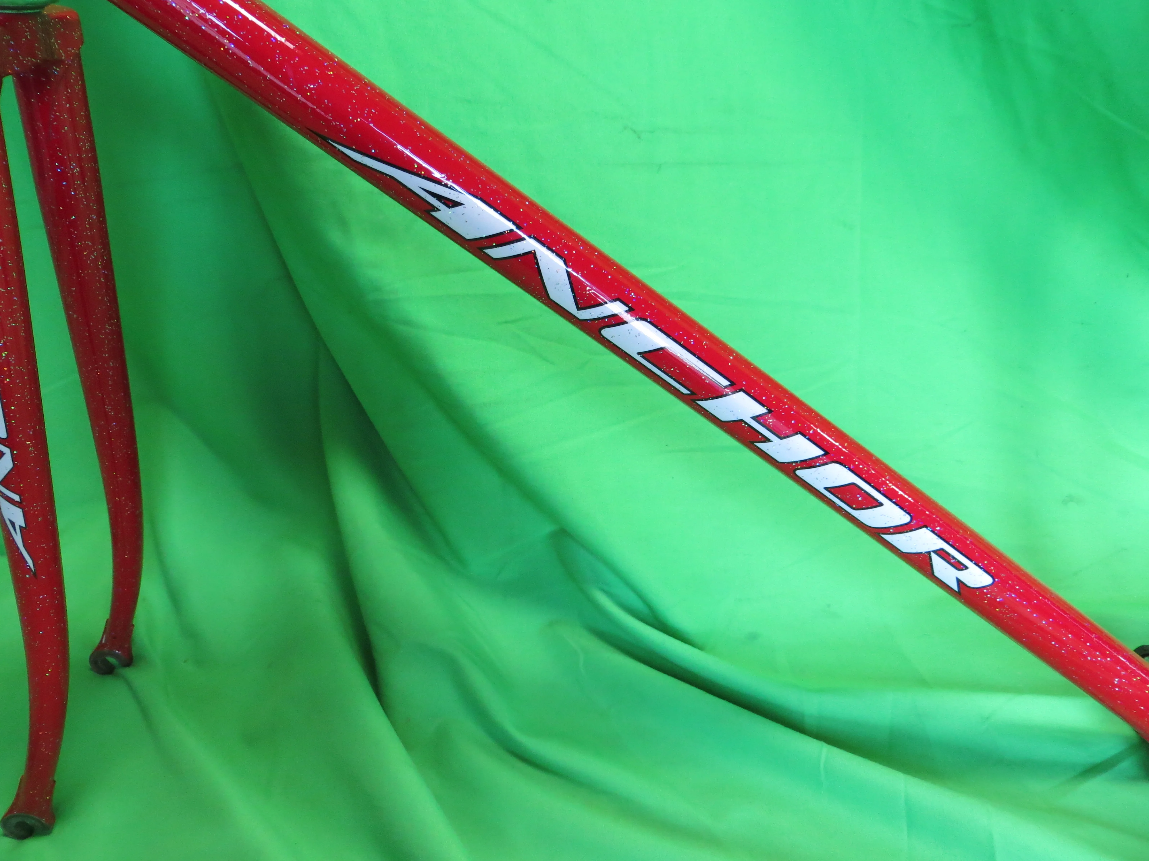 Anchor Kaisei 019 // Red with Rainbow Flake // 53cm - Image 6