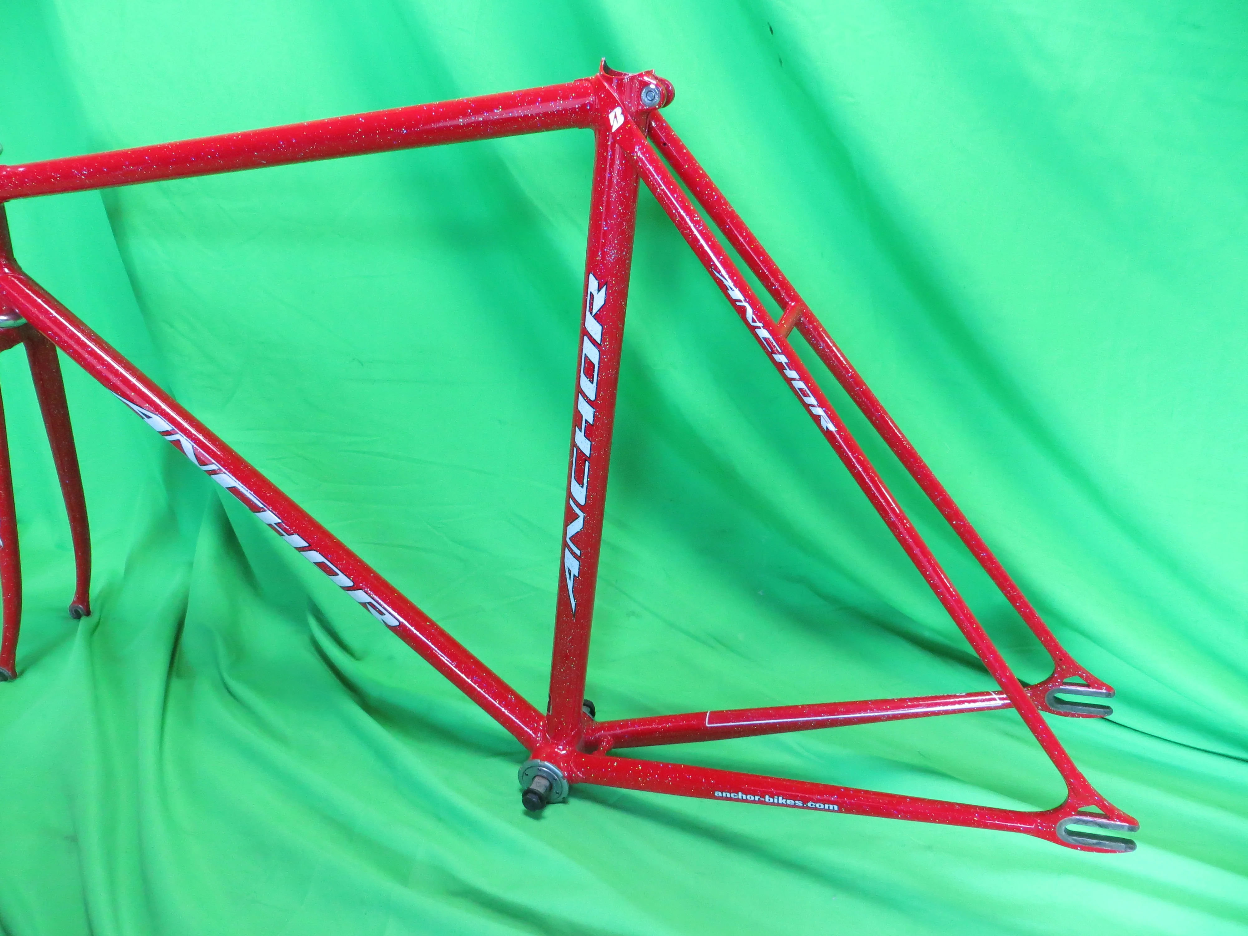 Anchor Kaisei 019 // Red with Rainbow Flake // 53cm - Image 8