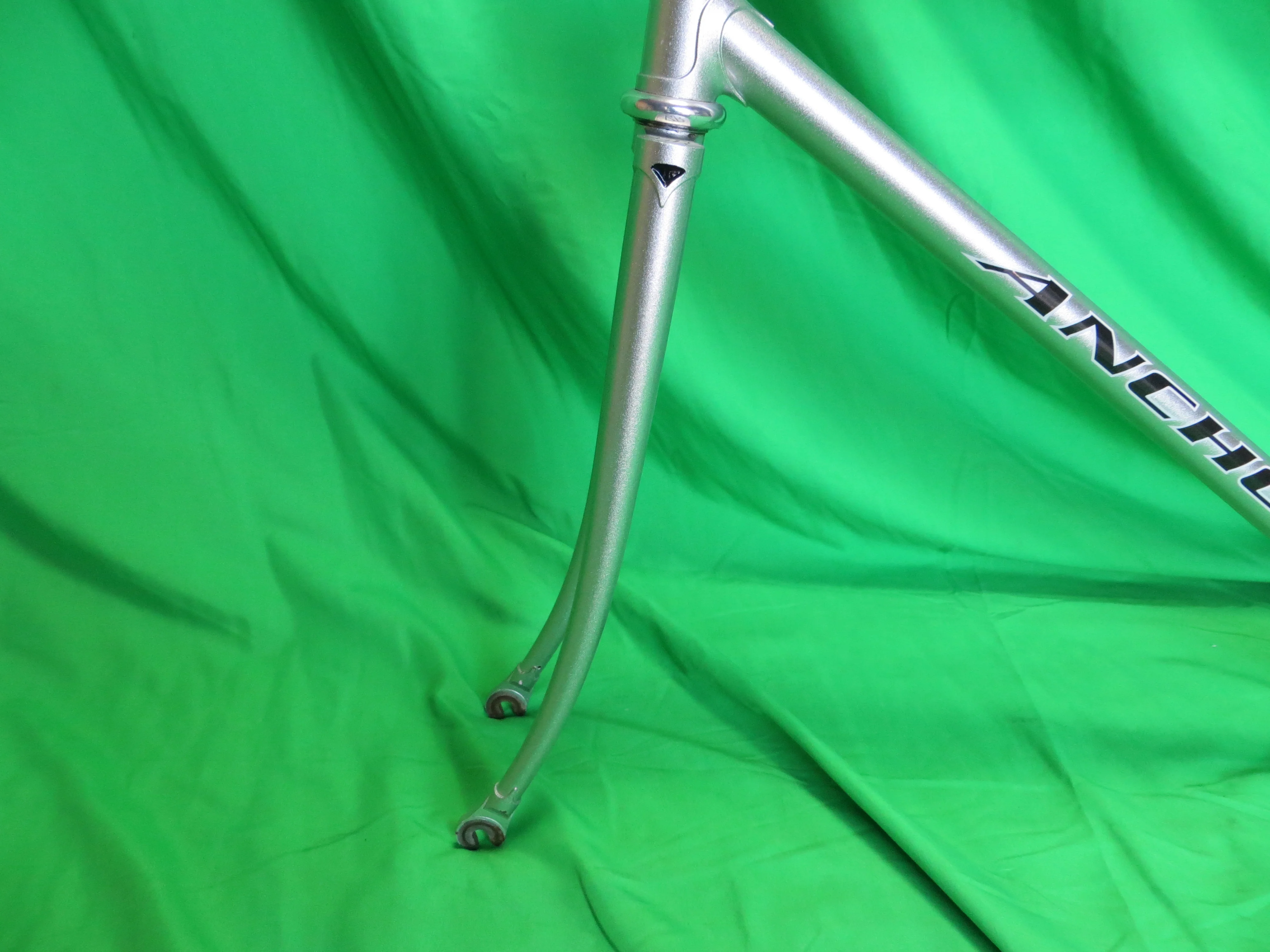 Anchor Kaisei 019  // Shot Silver // 49.5cm - Image 3