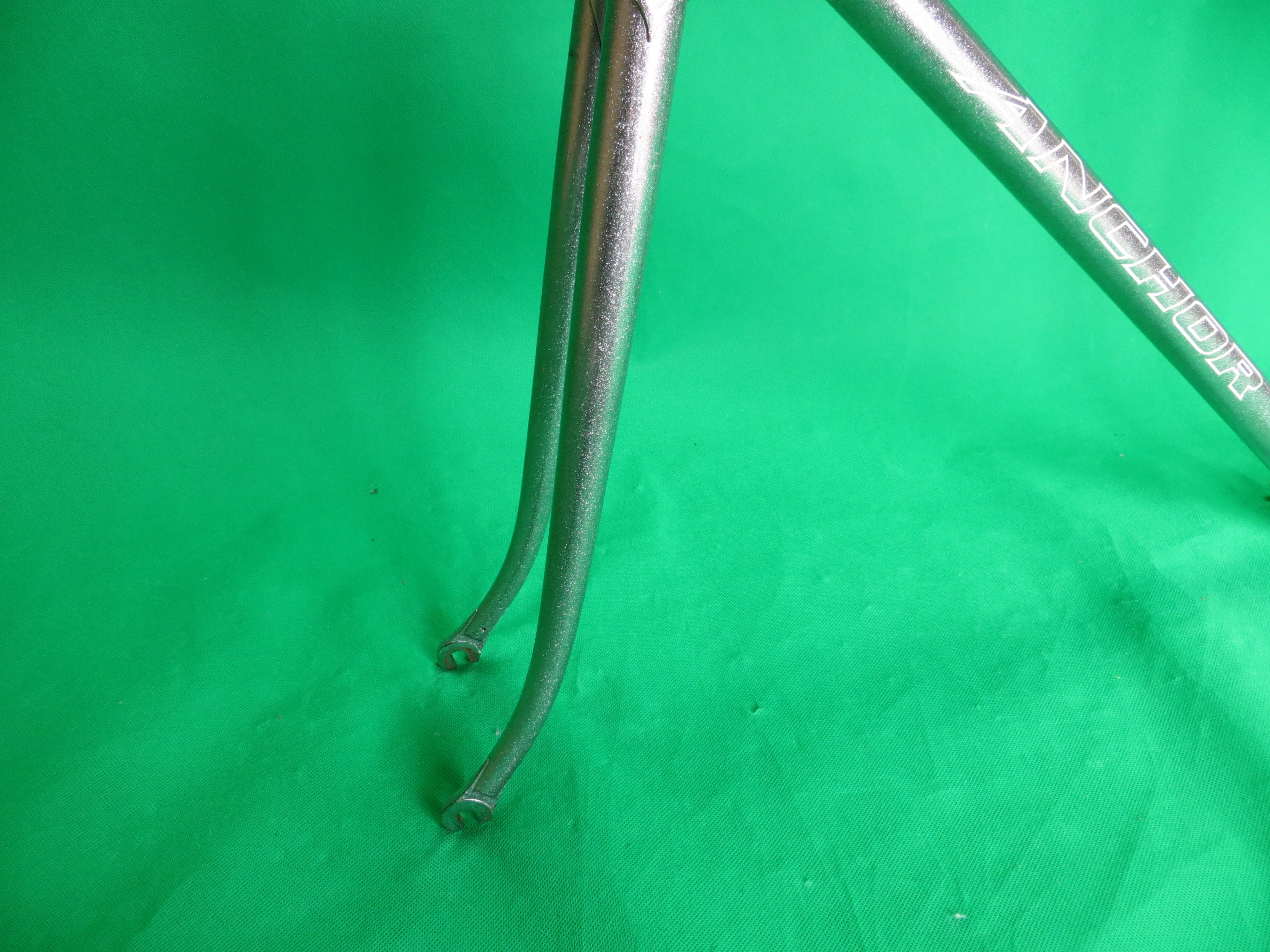 Anchor Kaisei 4130R // Shot Silver // 51.5cm - Image 3