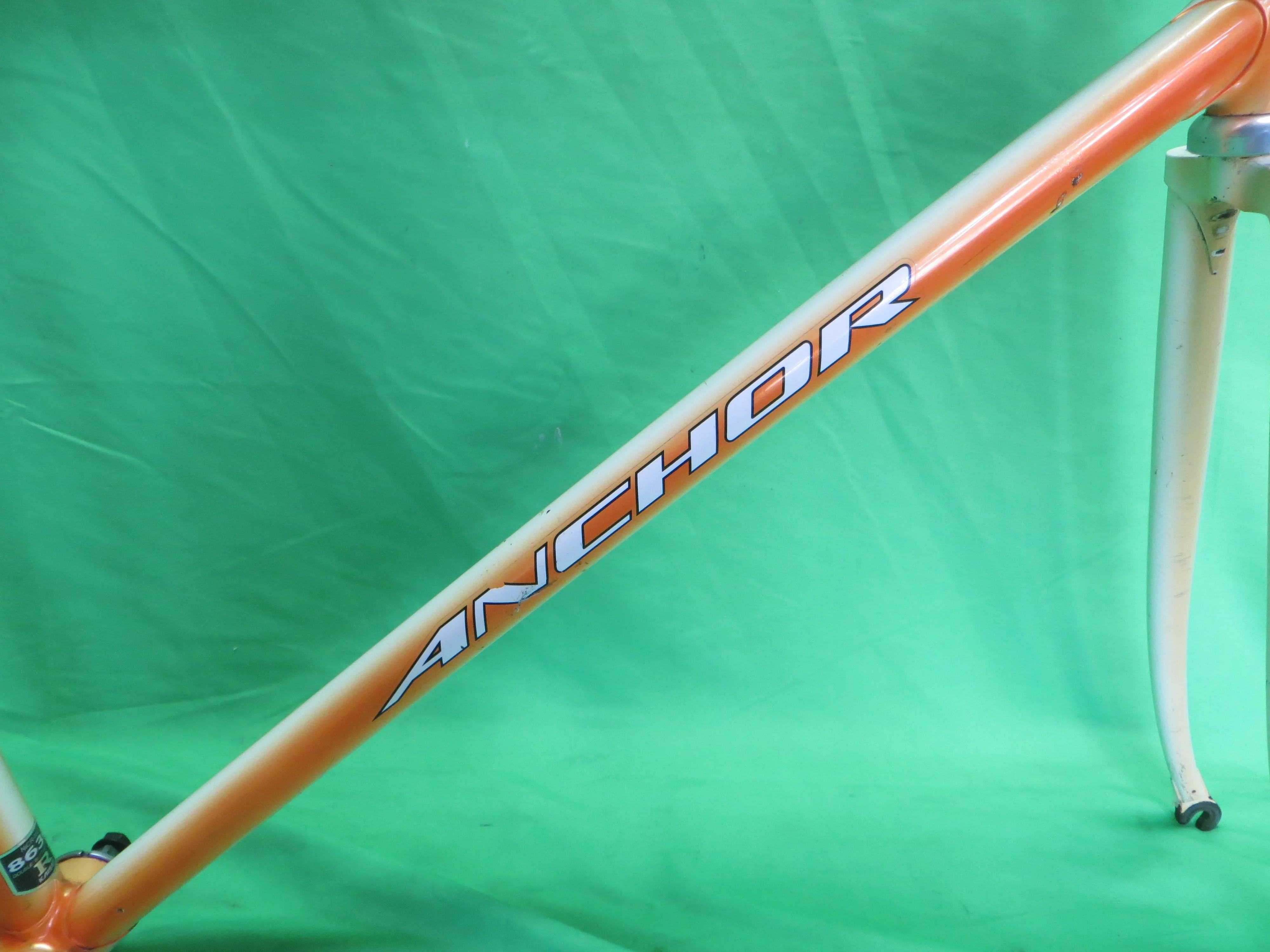 Anchor Kaisei 8630R // Orange White Fade // 51cm - Image 12