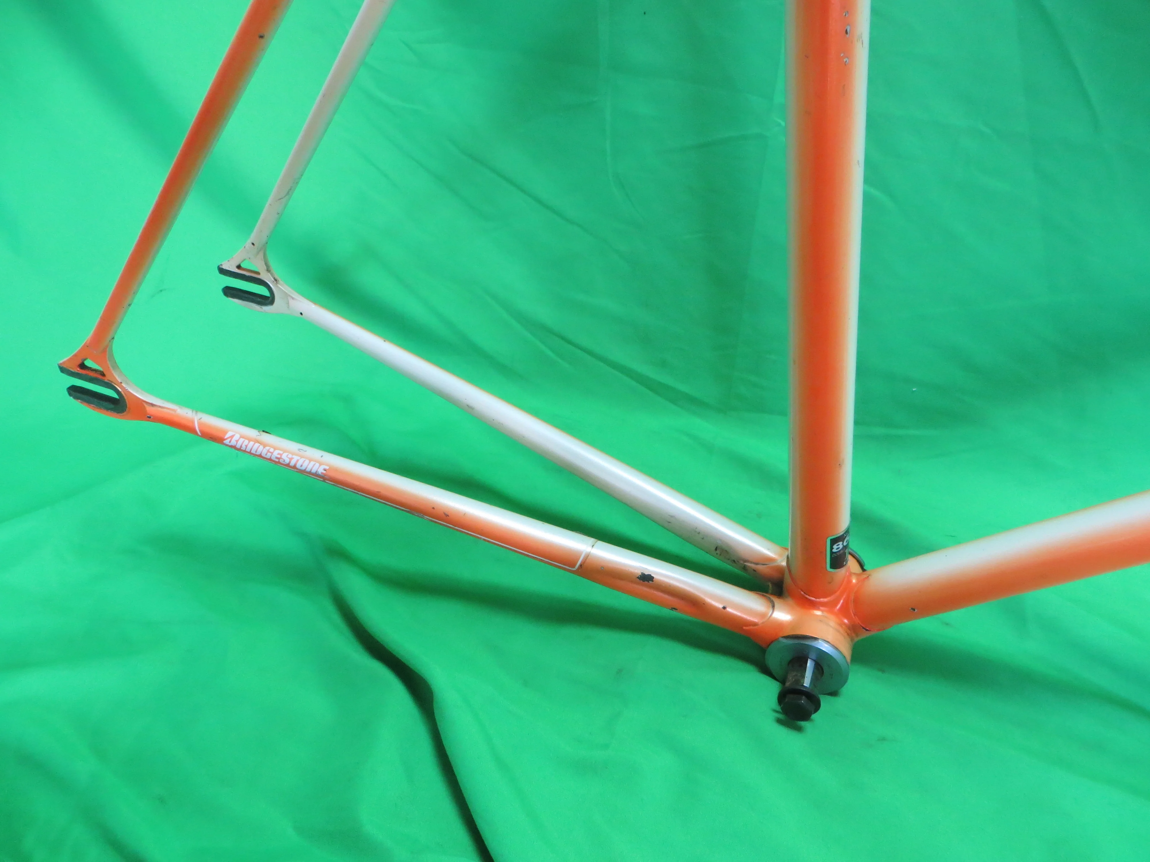 Anchor Kaisei 8630R // Orange White Fade // 51cm - Image 13