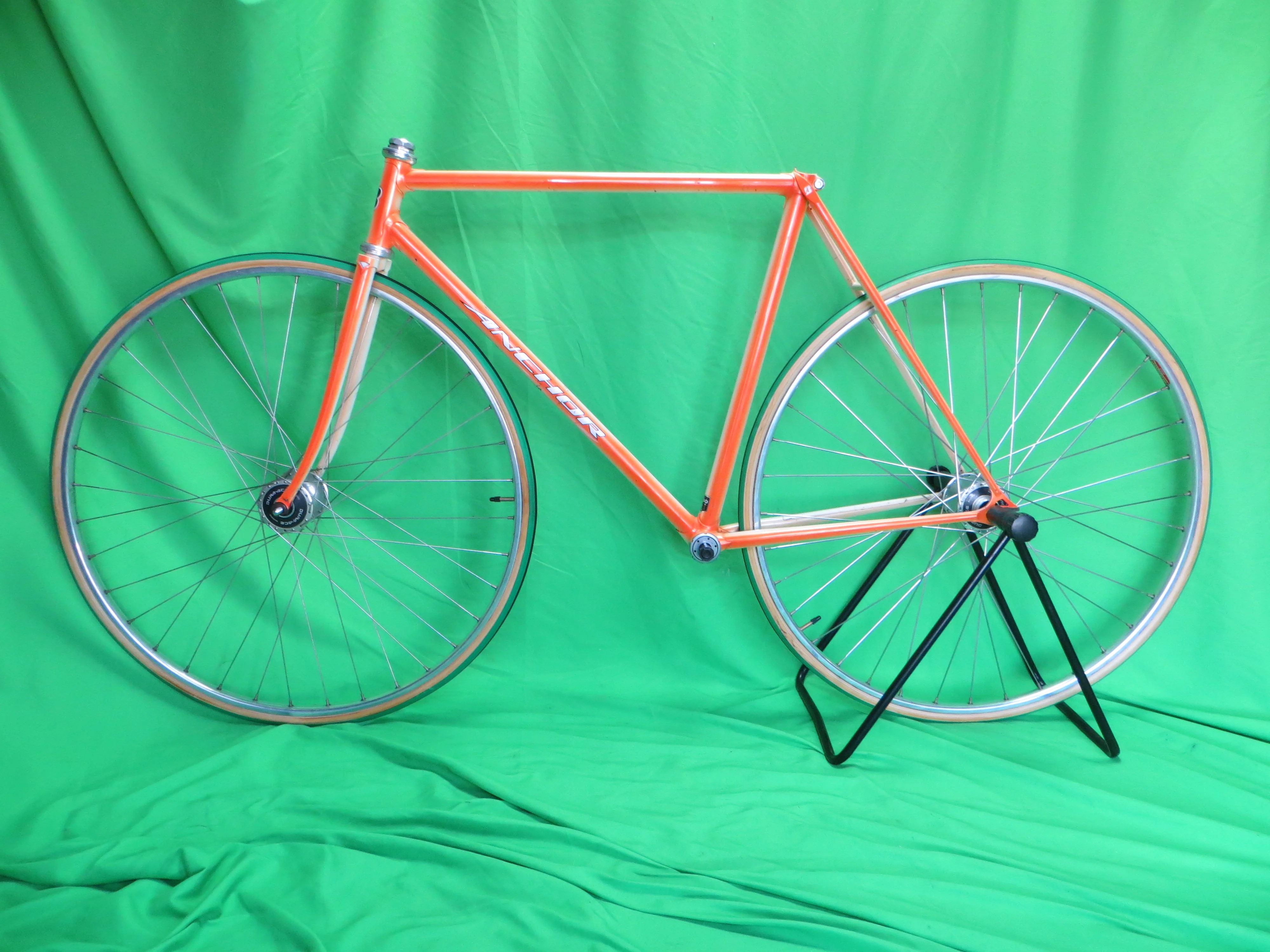 Anchor Kaisei 8630R // Orange White Fade // 51cm - Image 15