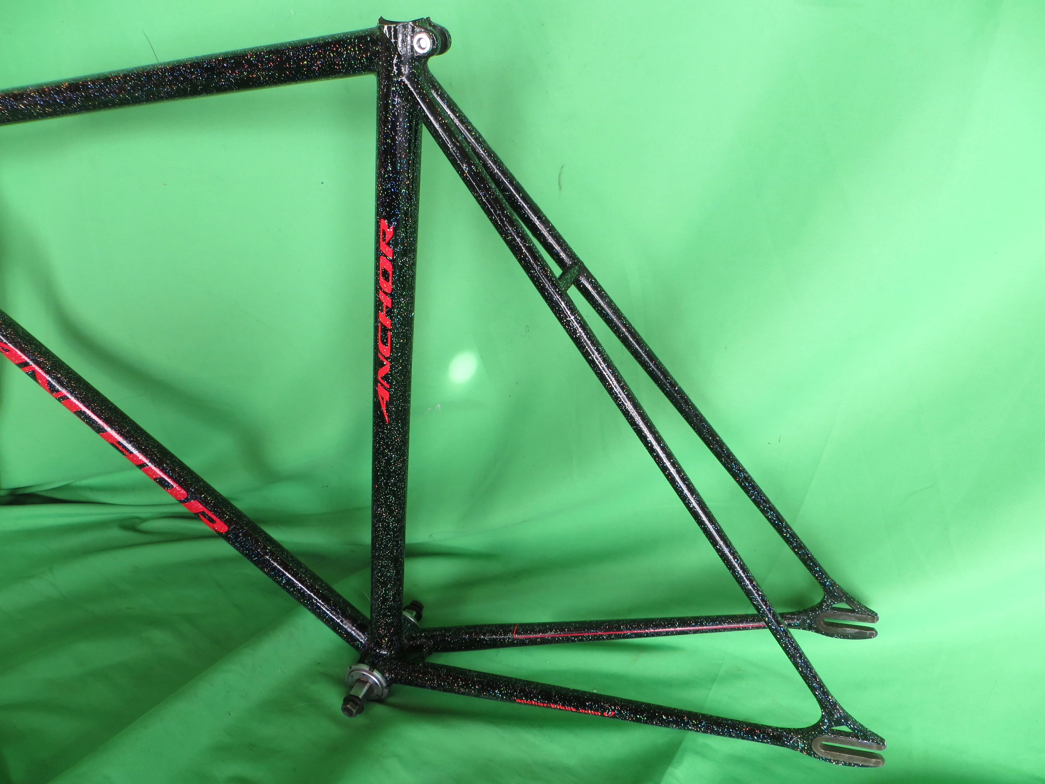 Anchor Lugless // Black with Super Rainbow Flake // 54cm - Image 8