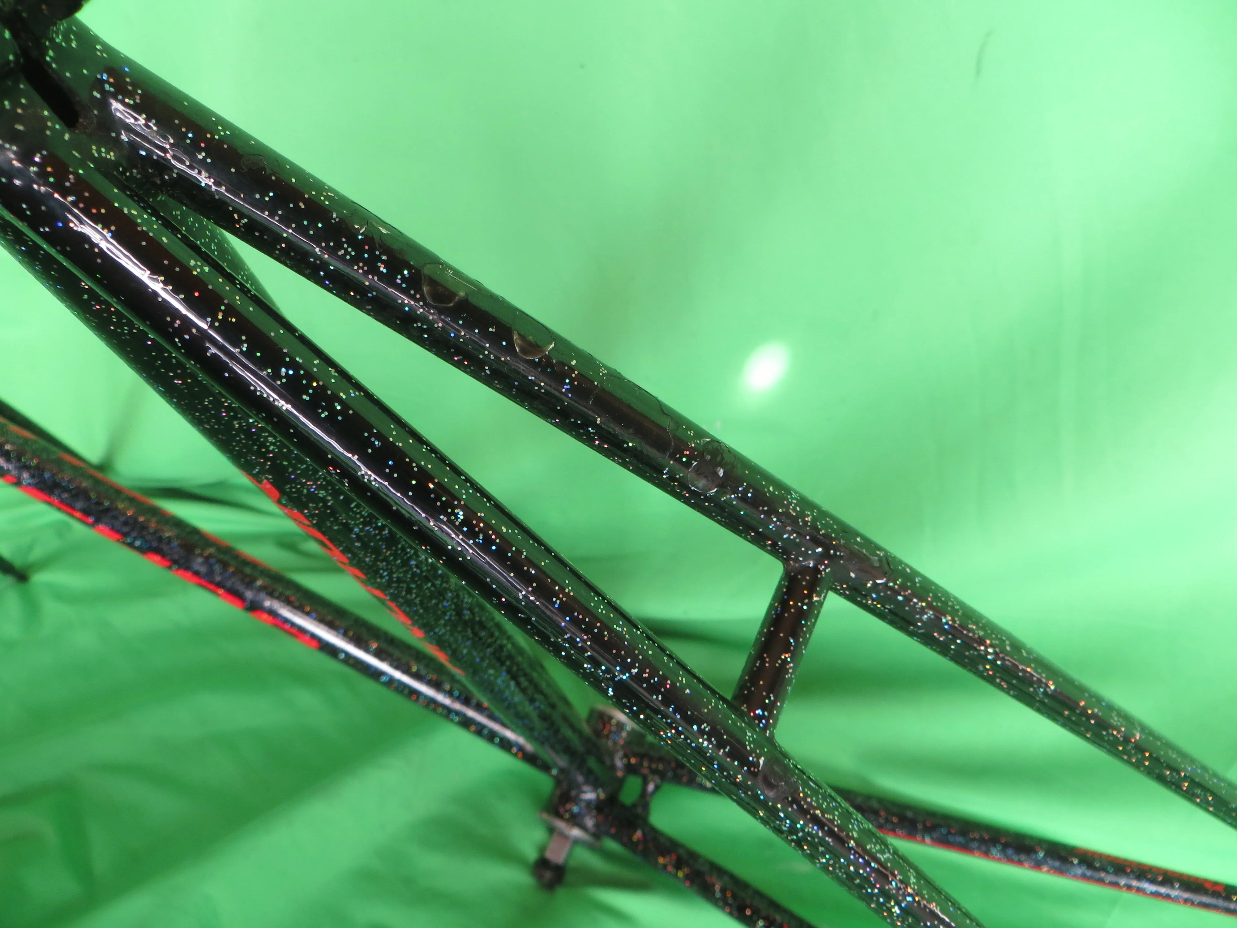 Anchor Lugless // Black with Super Rainbow Flake // 54cm - Image 9