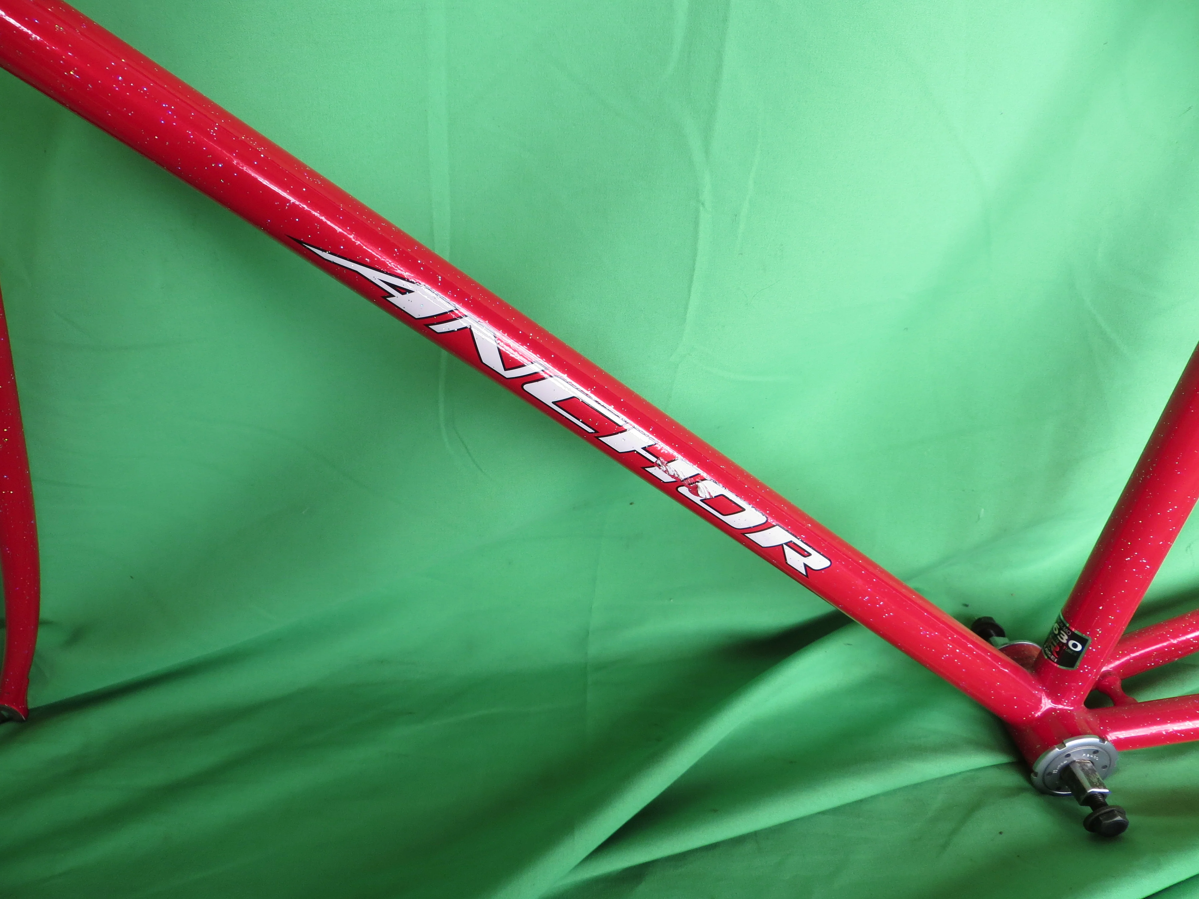 Anchor Lugless // Red with Rainbow Flake // 52.5cm - Image 6
