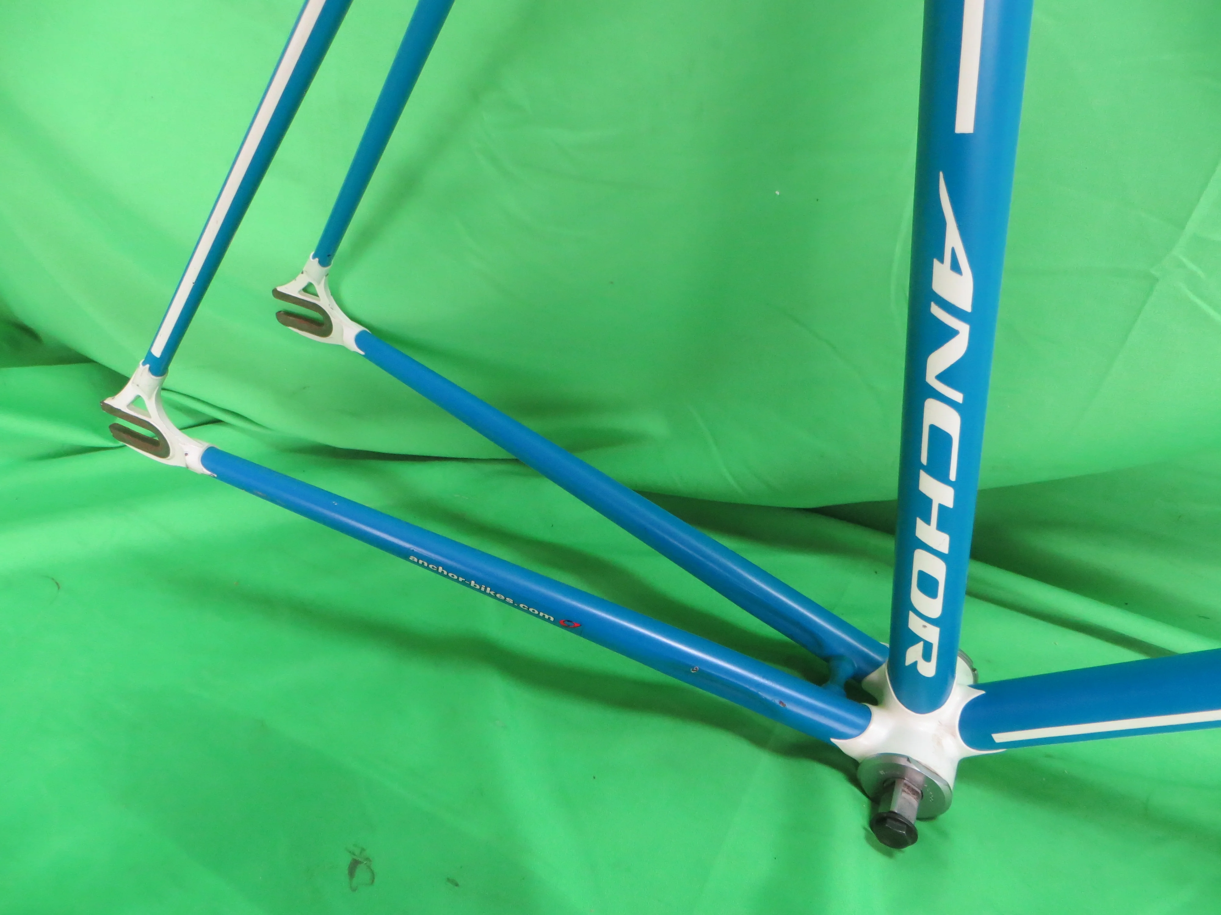 Anchor // Matte Blue / White // 54.5cm - Image 15