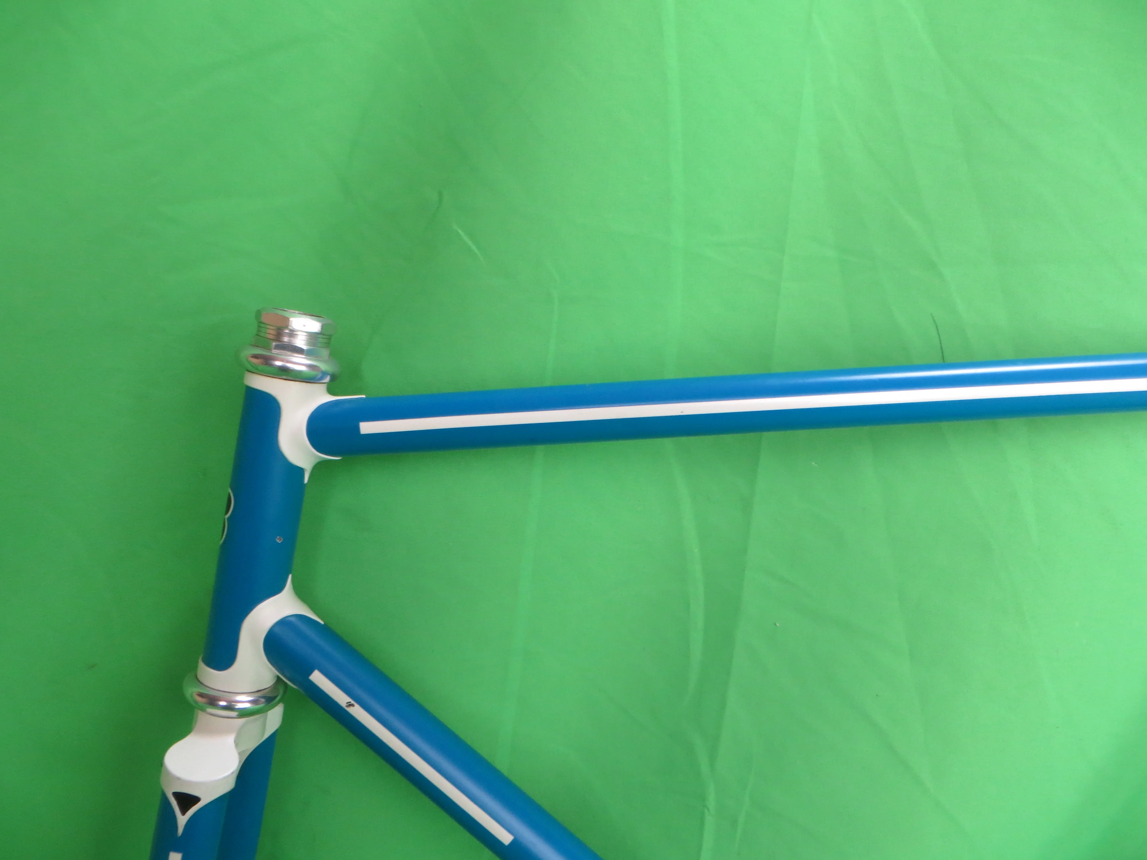 Anchor // Matte Blue / White // 54.5cm - Image 4