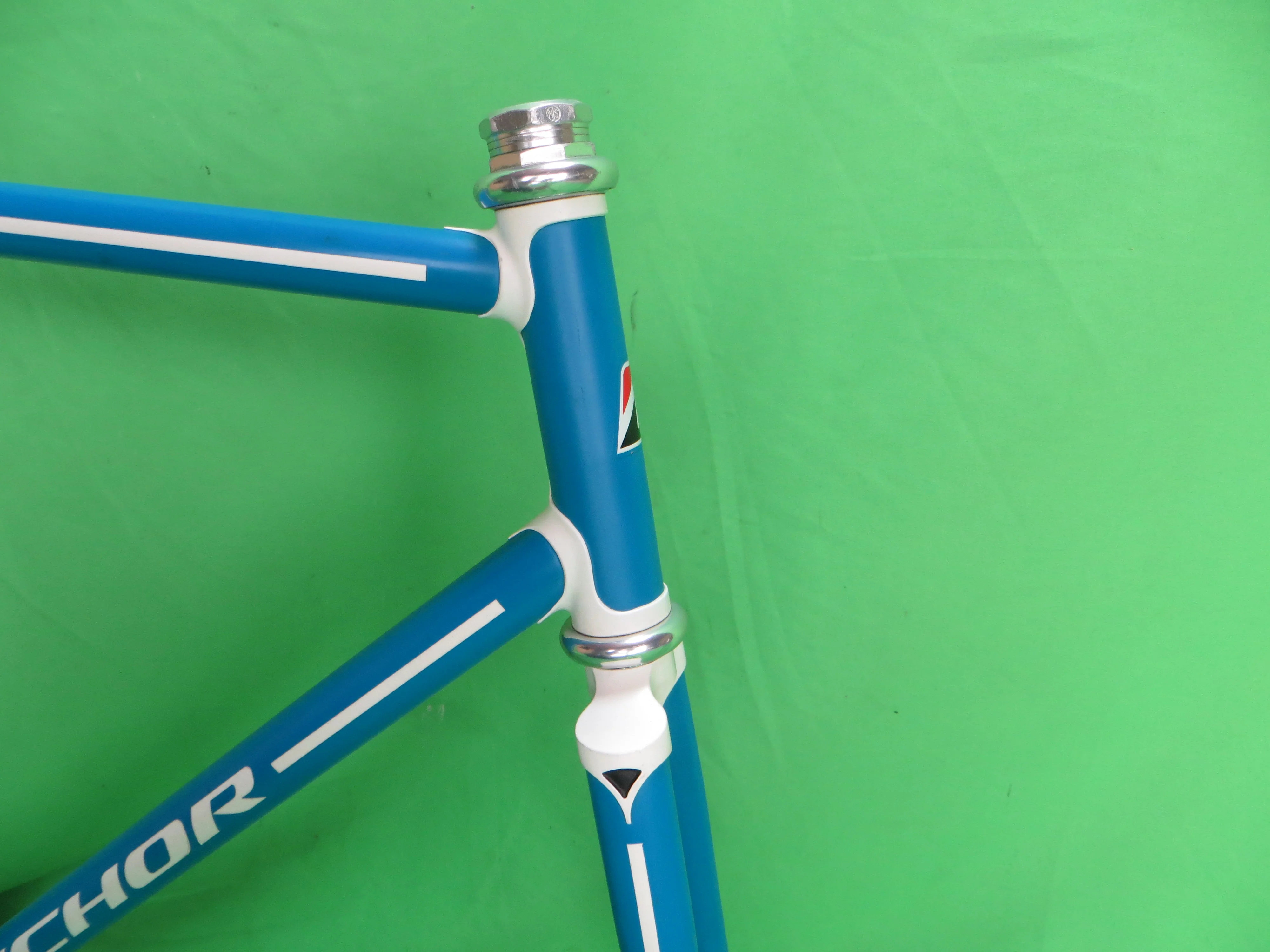 Anchor // Matte Blue / White // 54.5cm - Image 9