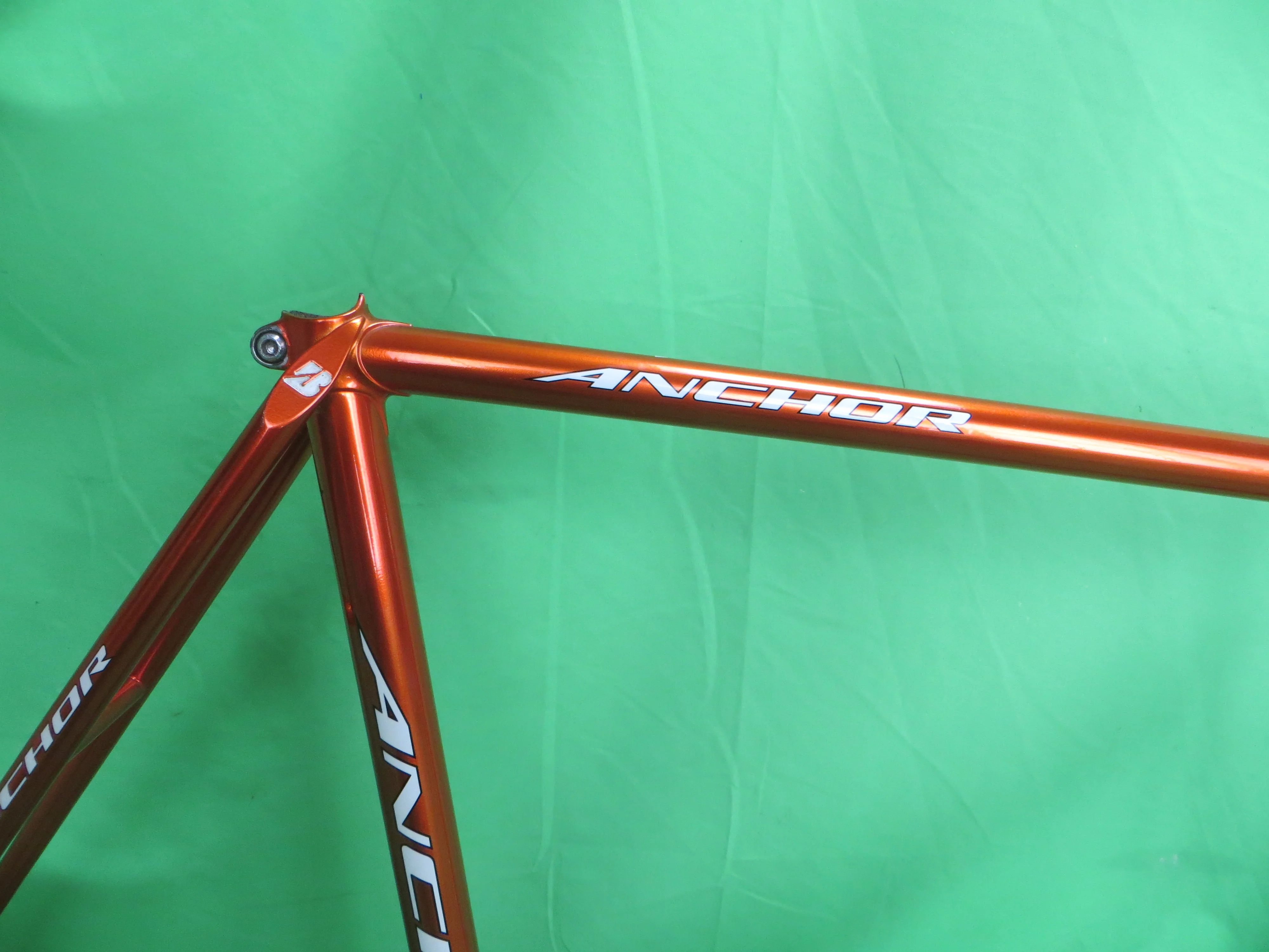 Anchor // Metallic Orange / 56.5cm - Image 12