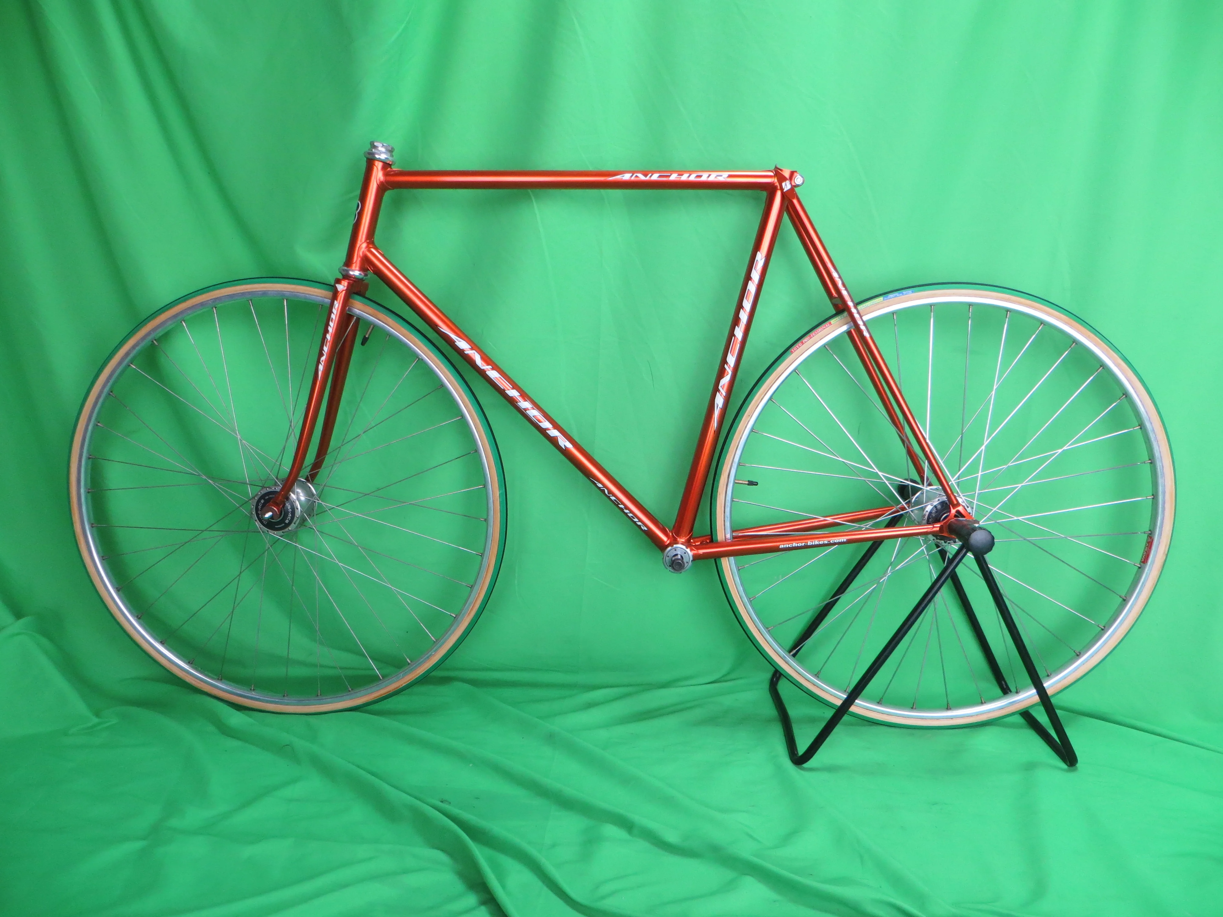 Anchor // Metallic Orange / 56.5cm - Image 16