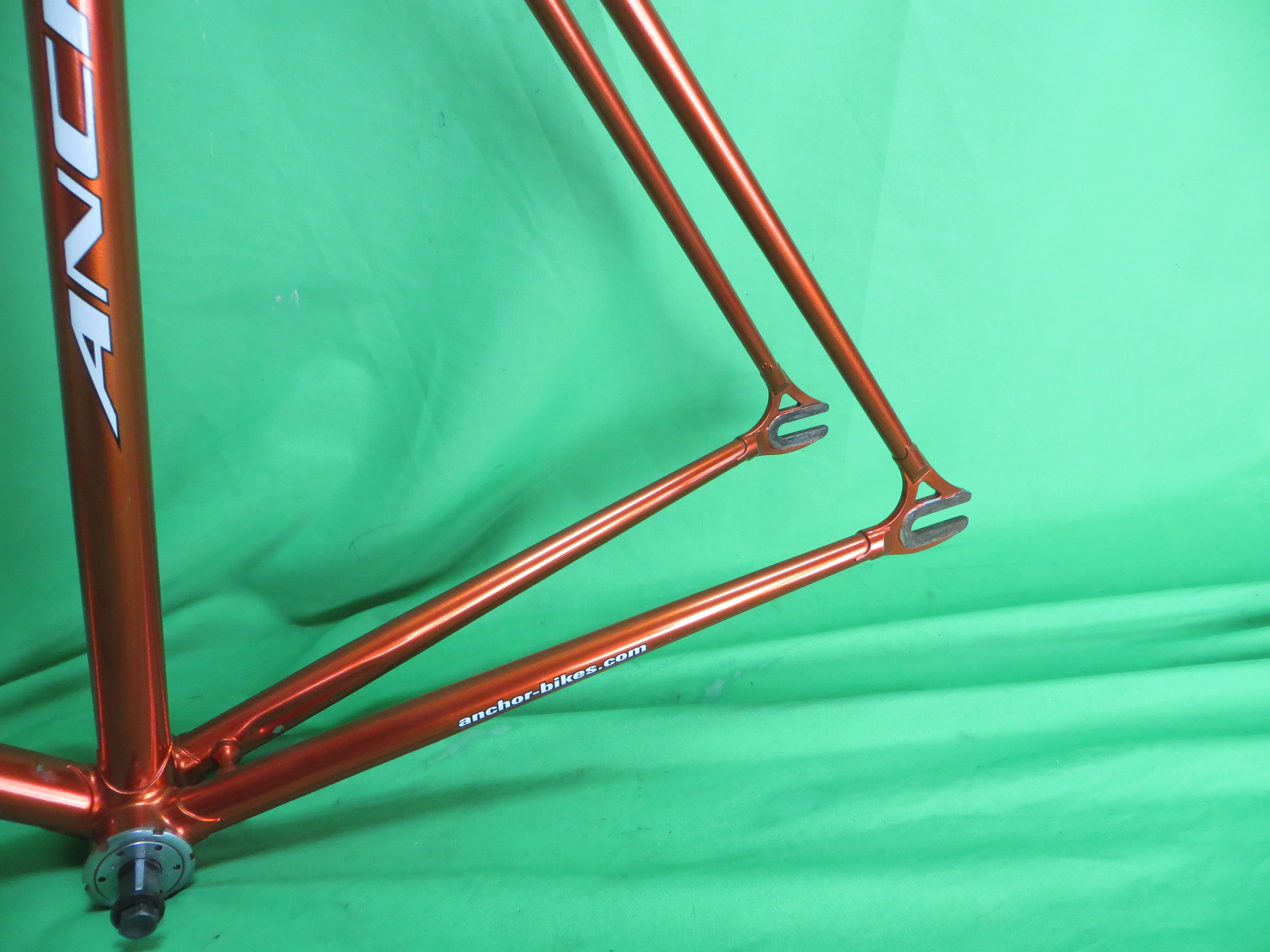 Anchor // Metallic Orange / 56.5cm - Image 7