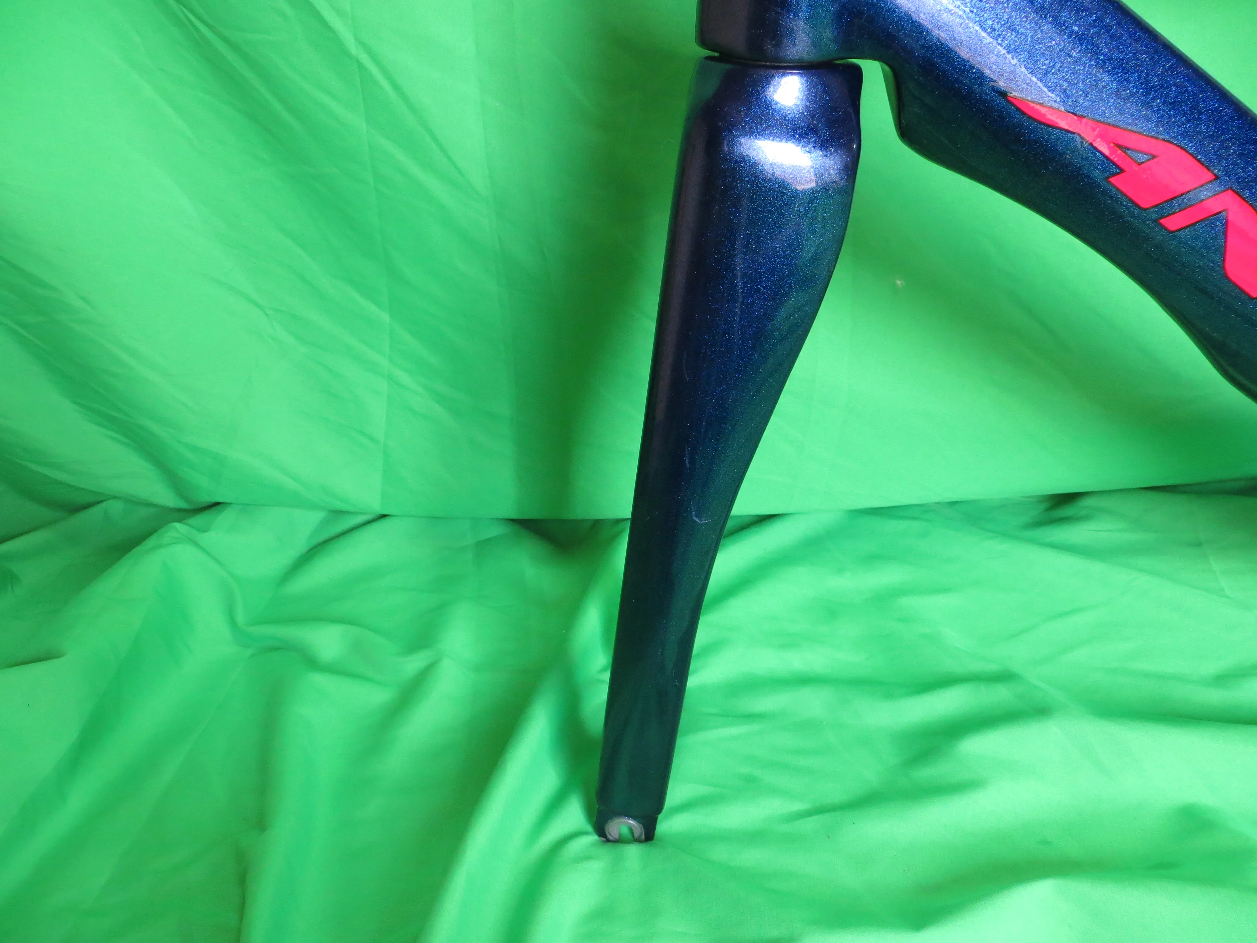 Anchor PHM9 Girl's Keirin Carbon Track Frame // Dark Blue Metallic // 48cm NJS Approved - Image 3