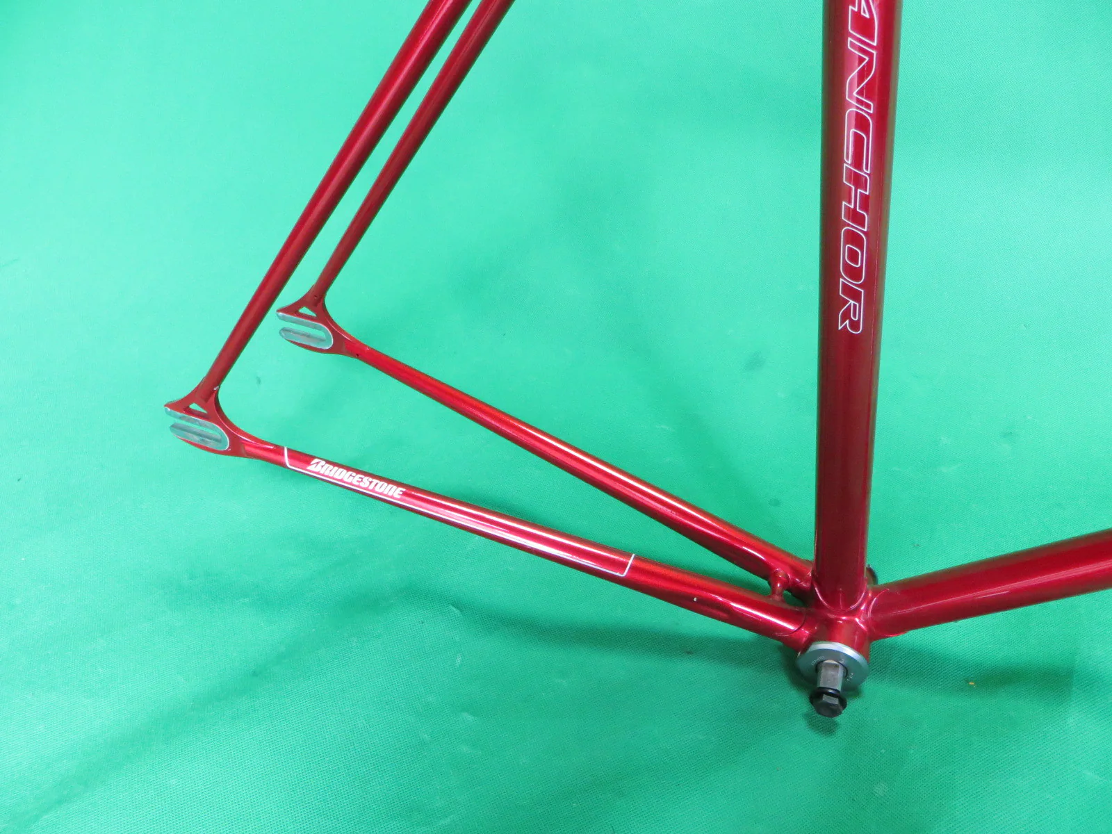 ANCHOR // Red Metallic // 52.5cm - Image 14