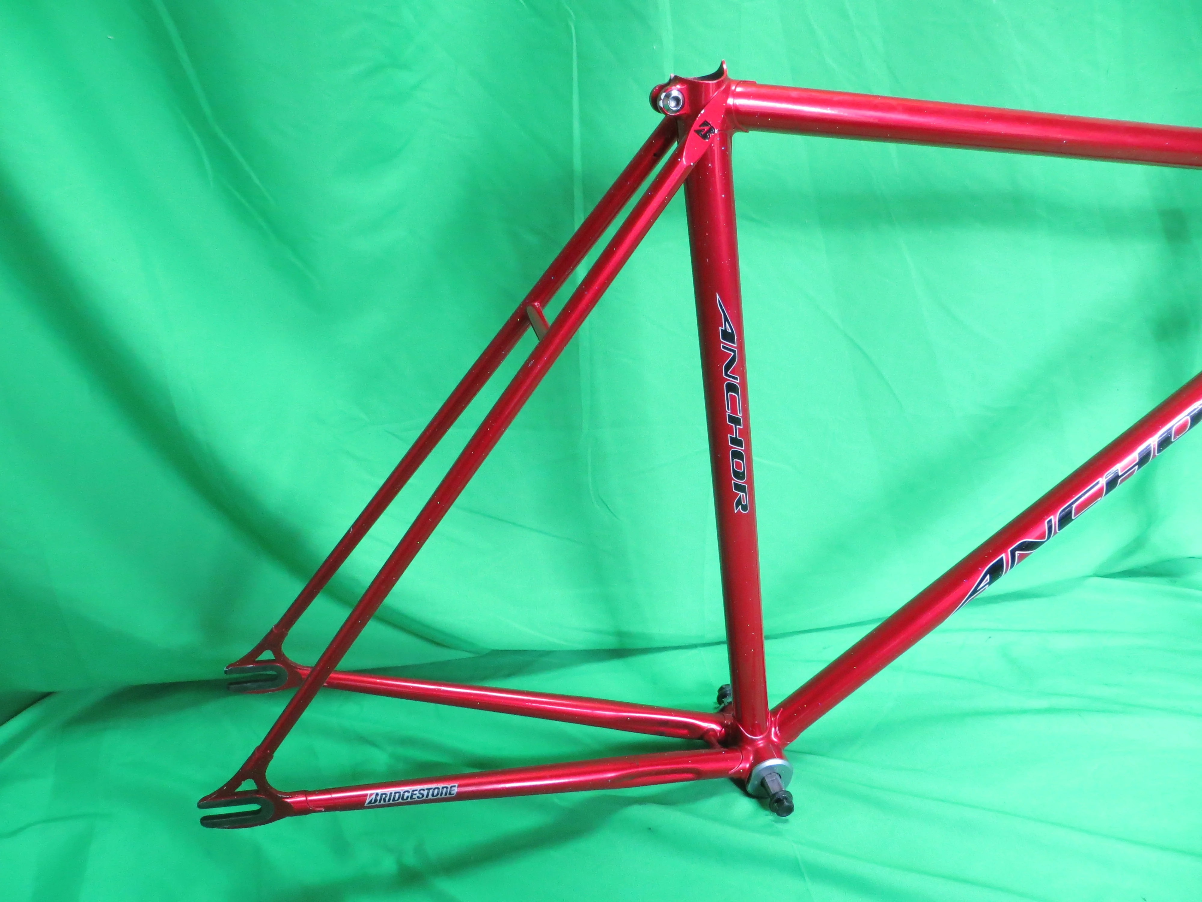 Anchor // Red Metallic with Rainbow Flake // 52cm - Image 15