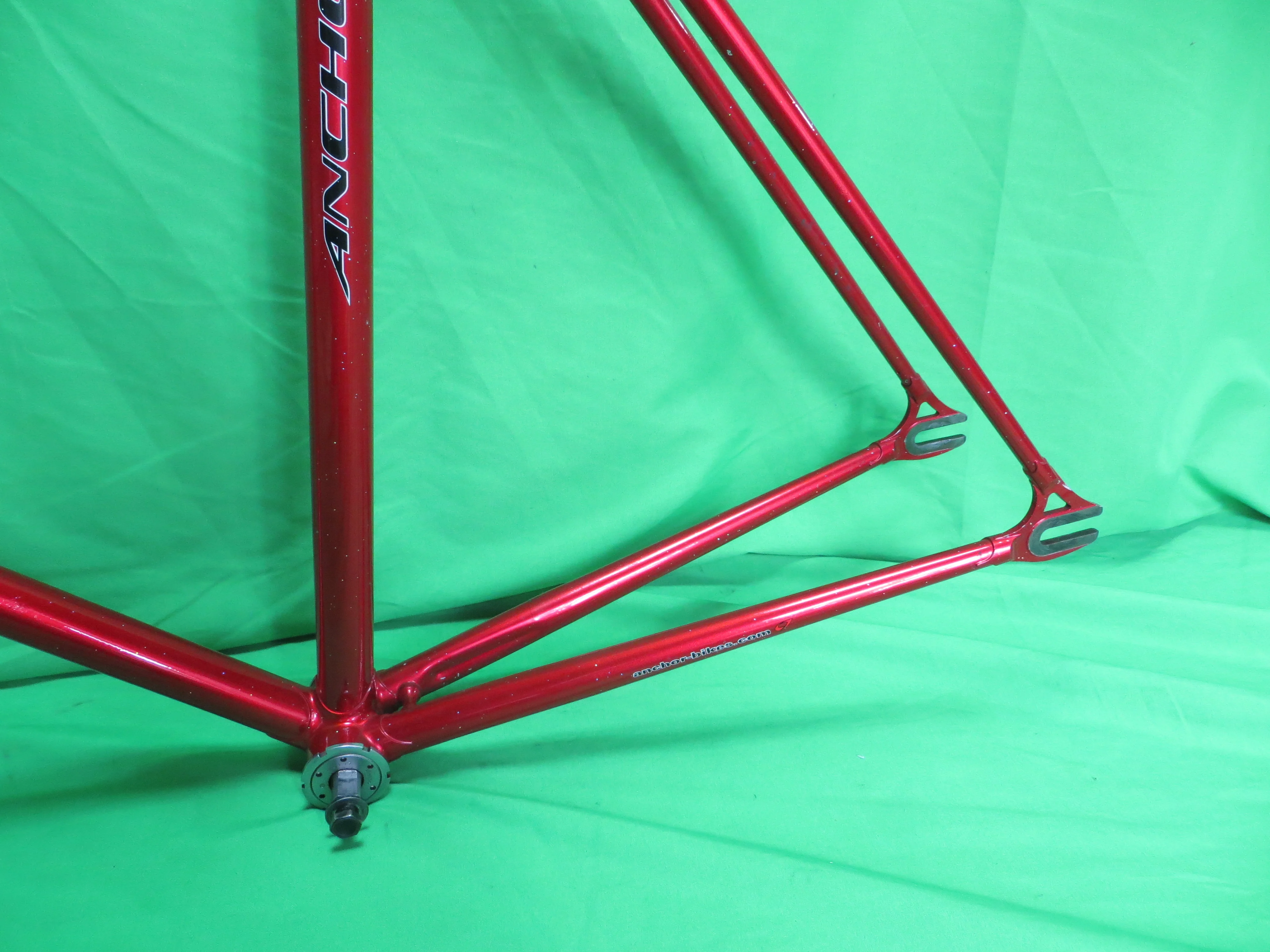 Anchor // Red Metallic with Rainbow Flake // 52cm - Image 7