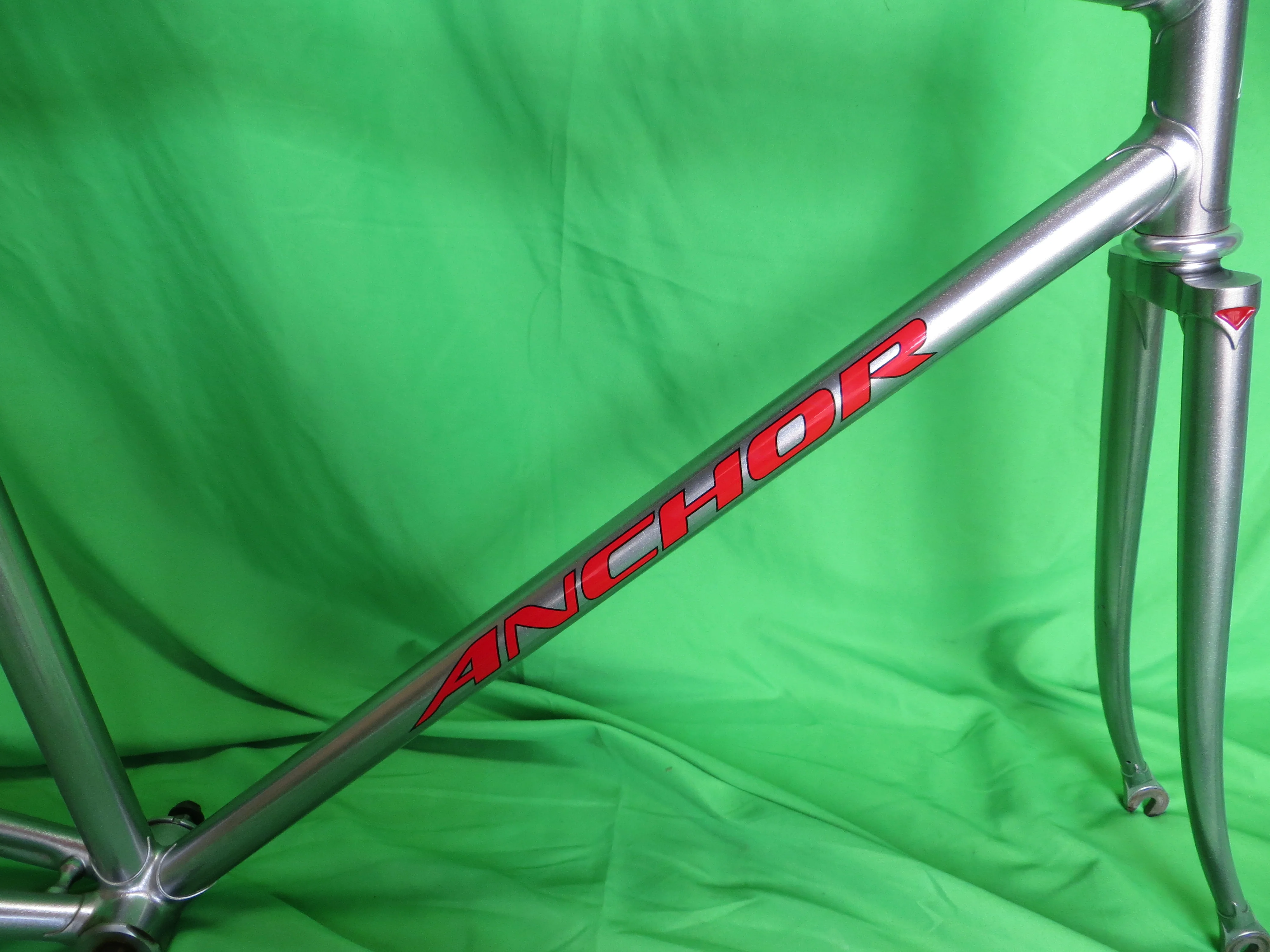 Anchor // Shot Silver // 52cm - Image 13
