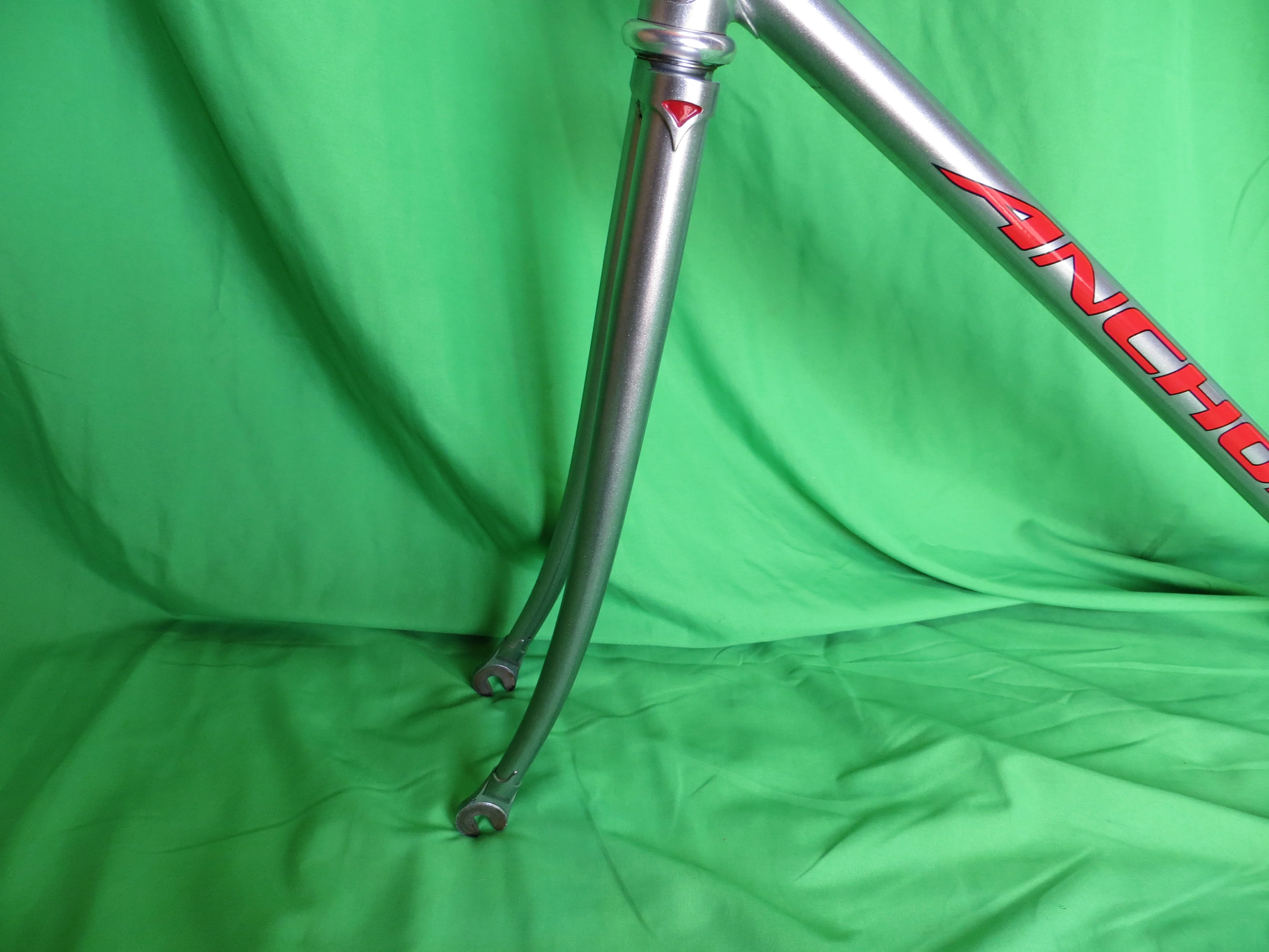 Anchor // Shot Silver // 52cm - Image 3
