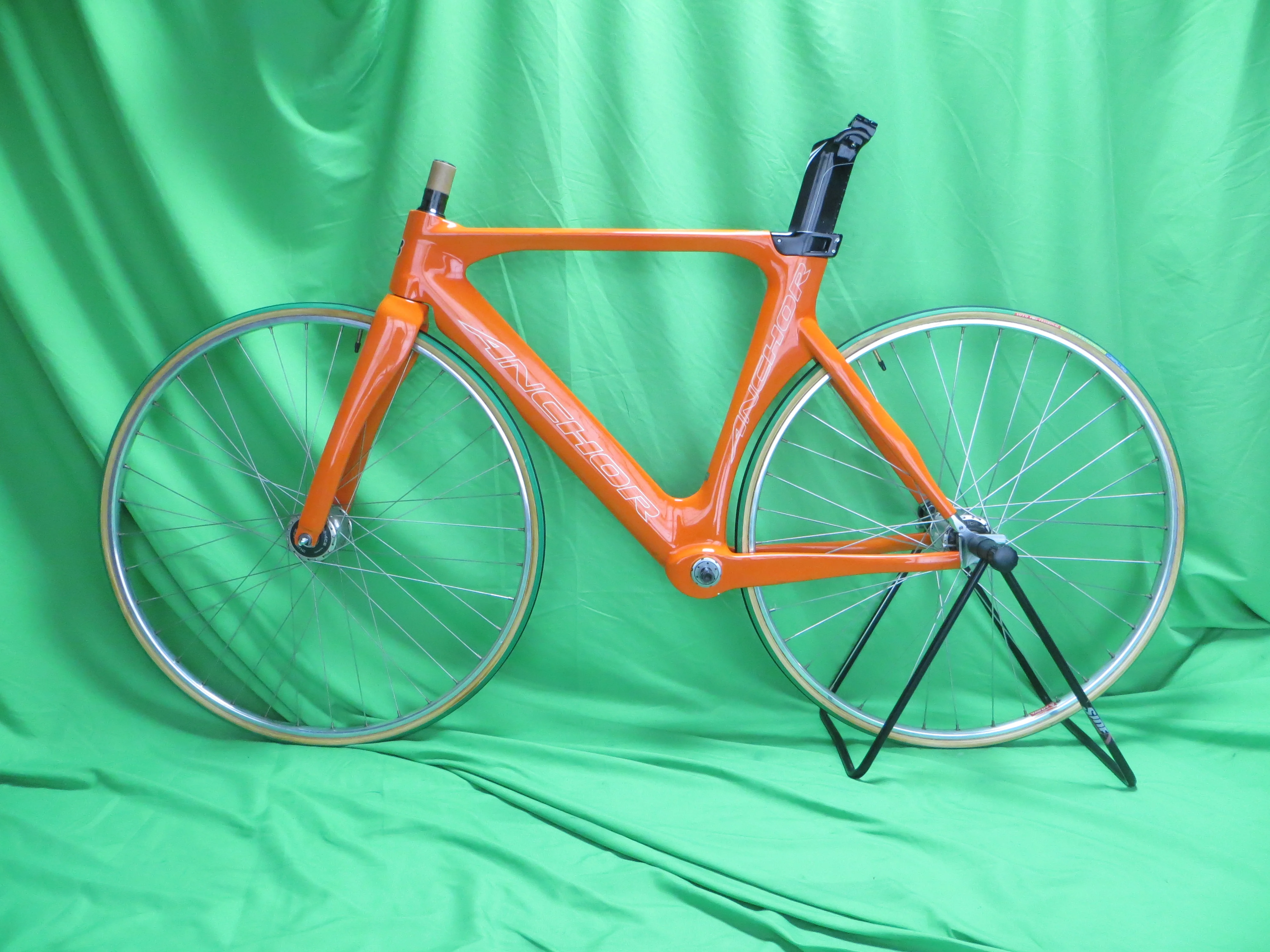 Anchor TR8 Carbon M-size // Orange // 50cm NJS Approved - Image 18