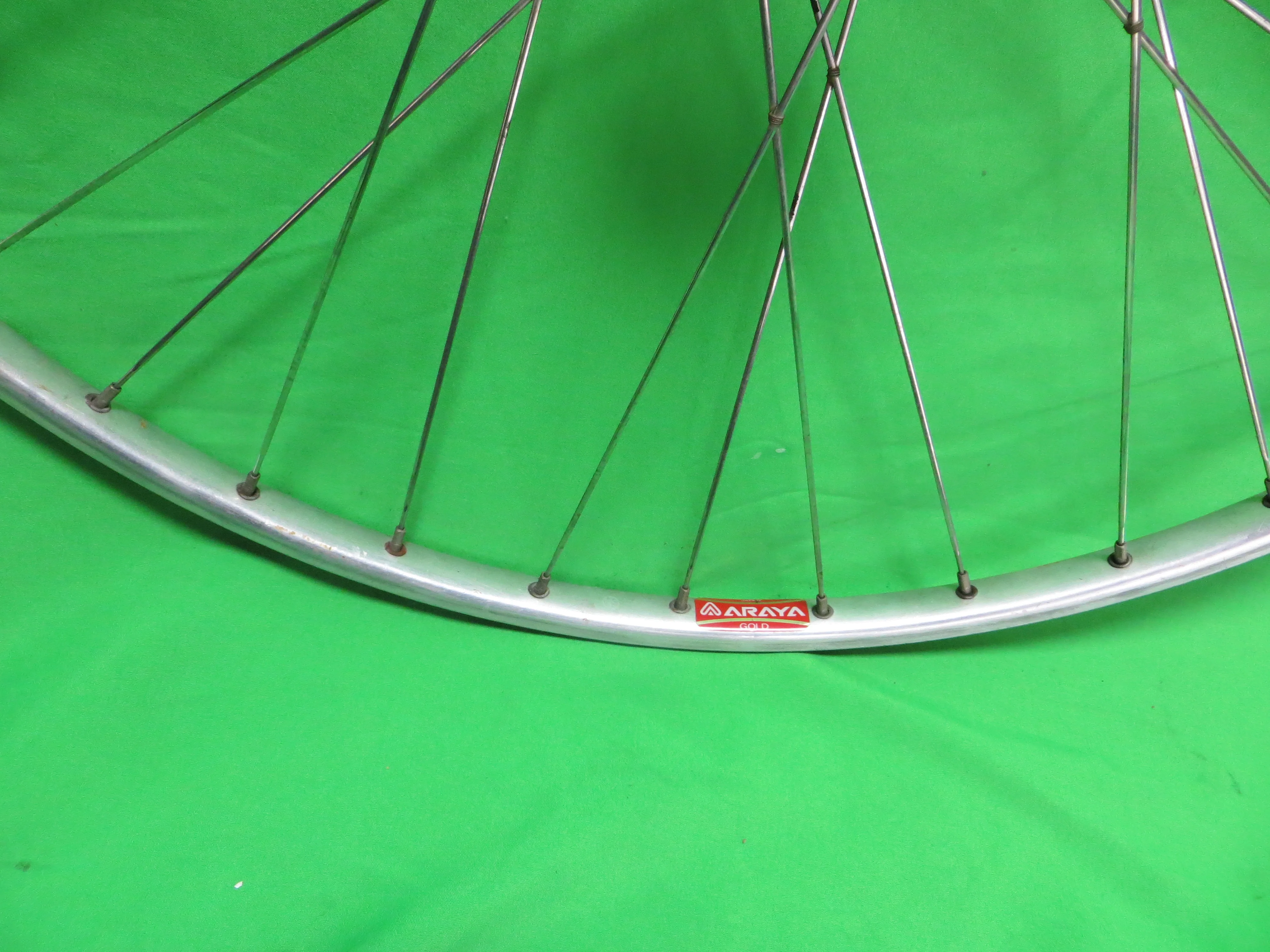 Araya Gold 16B 700c Tubular NJS rim, Shimano Dura Ace HB-7600 NJS 100mm/9mm Front Hub (24100608) - Image 3