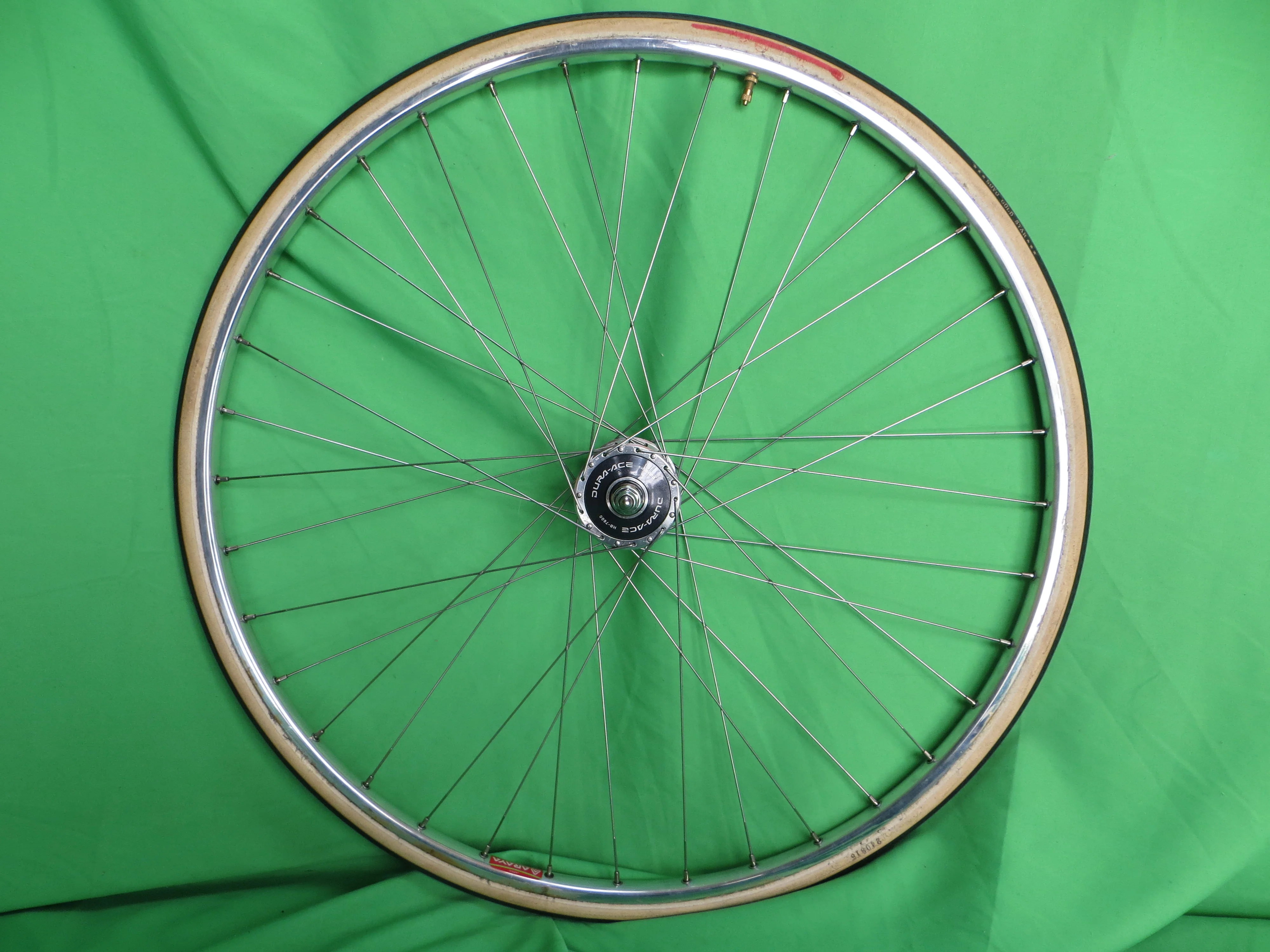 Araya Gold 16B 700c Tubular NJS Rim, Shimano Dura Ace HB-7600 NJS 100mm/9mm Front Hub, Soyo Tire (25011431) - Image 4