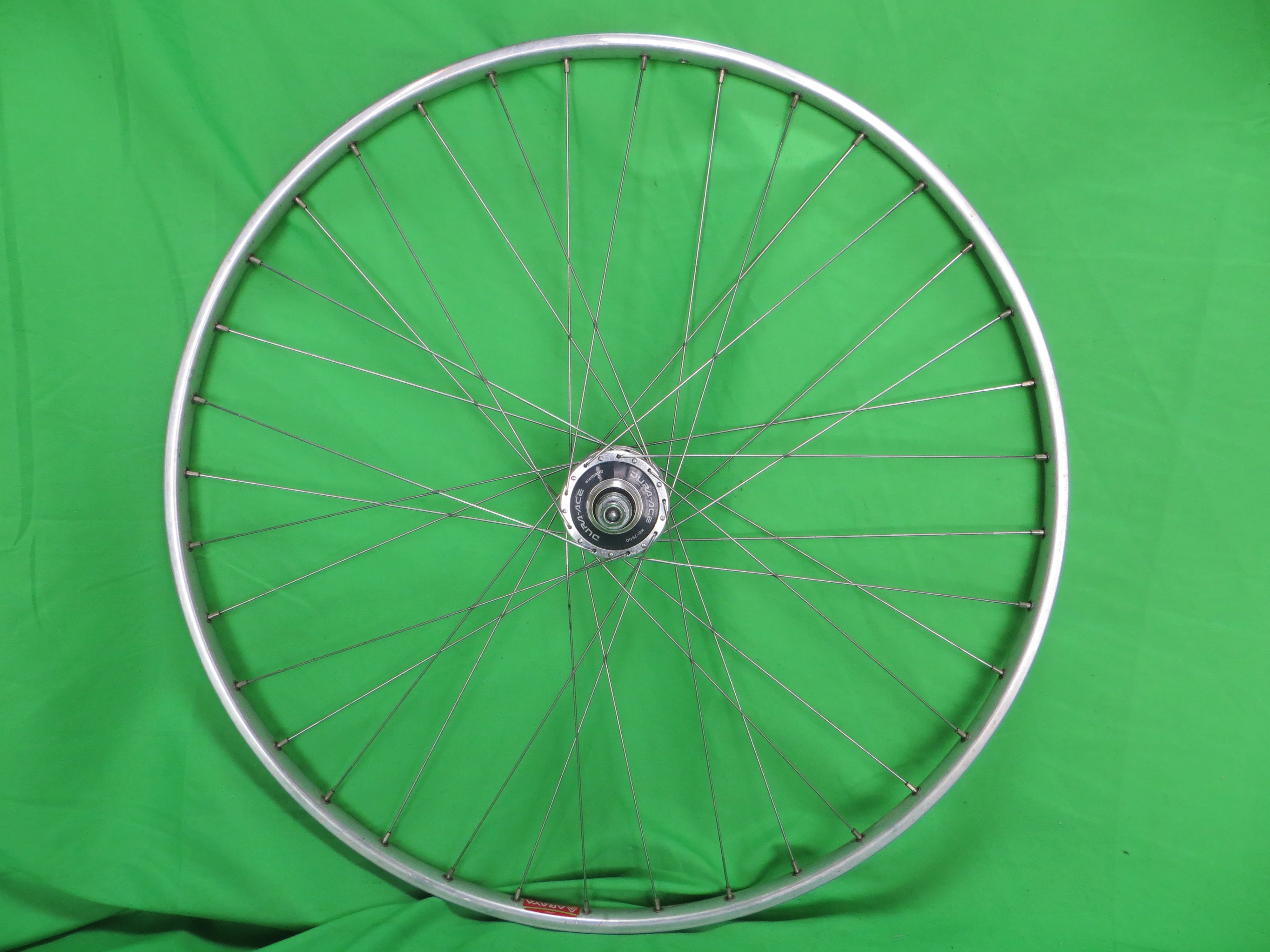 Araya Gold 16B NJS Rim, Shimano Dura Ace HB-7600 NJS Rear Hub 120mm / 25011208