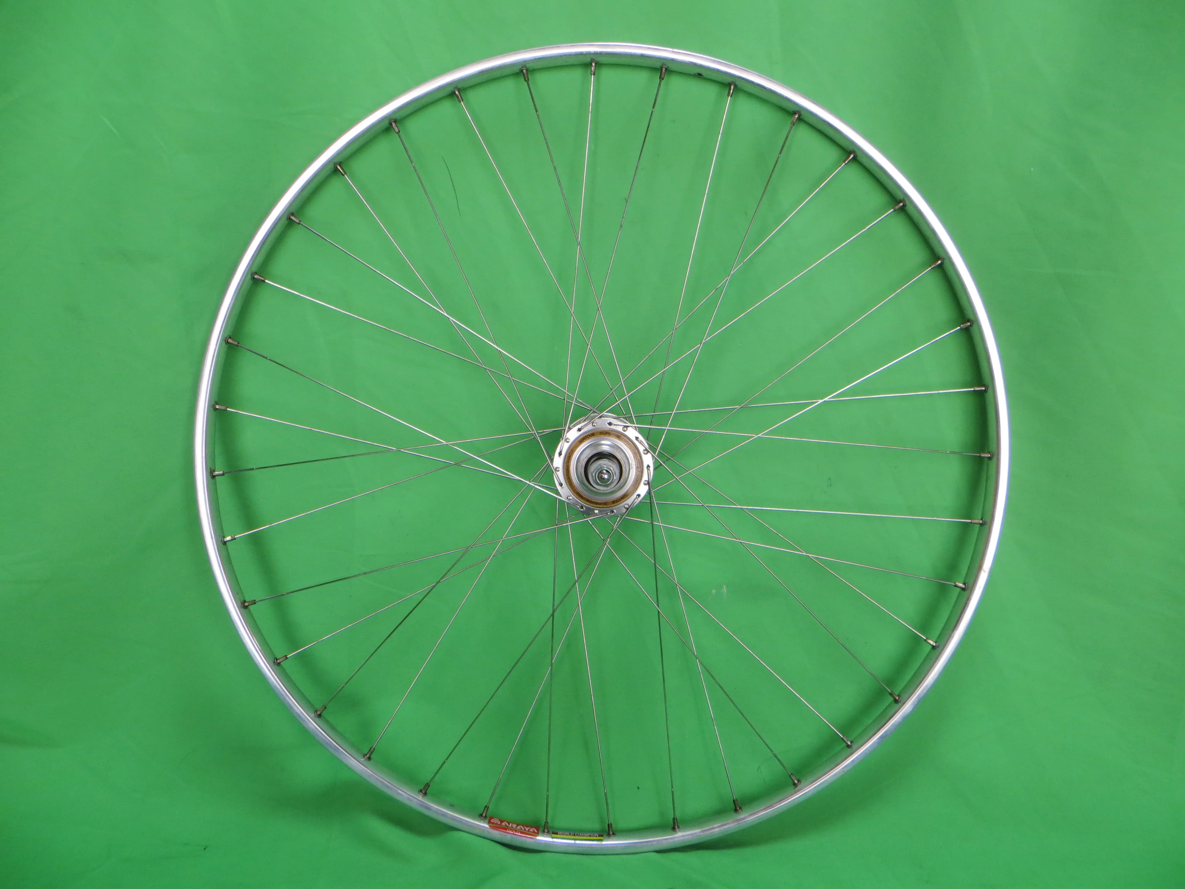 Araya Gold World Champion 16B NJS 700c Tubular rim, Suntour Superbe Pro 36H 120mm One Sided Fixed Rear Hub NJS (25111801)