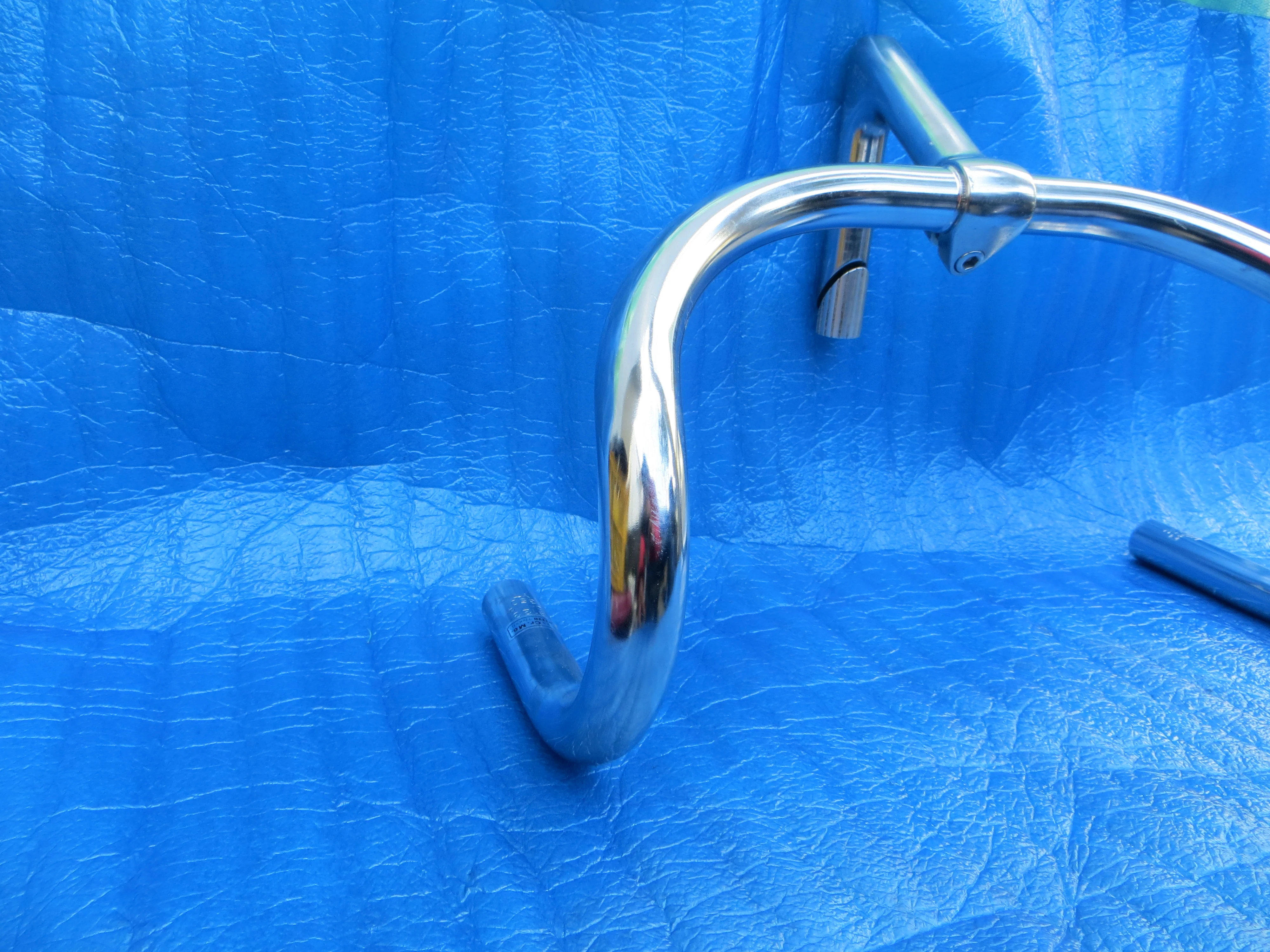 B123 350mm CrMo NJS Handlebar, Nitto Jaguar, 105mm/58 degree Steel NJS Stem (25111918) - Image 2