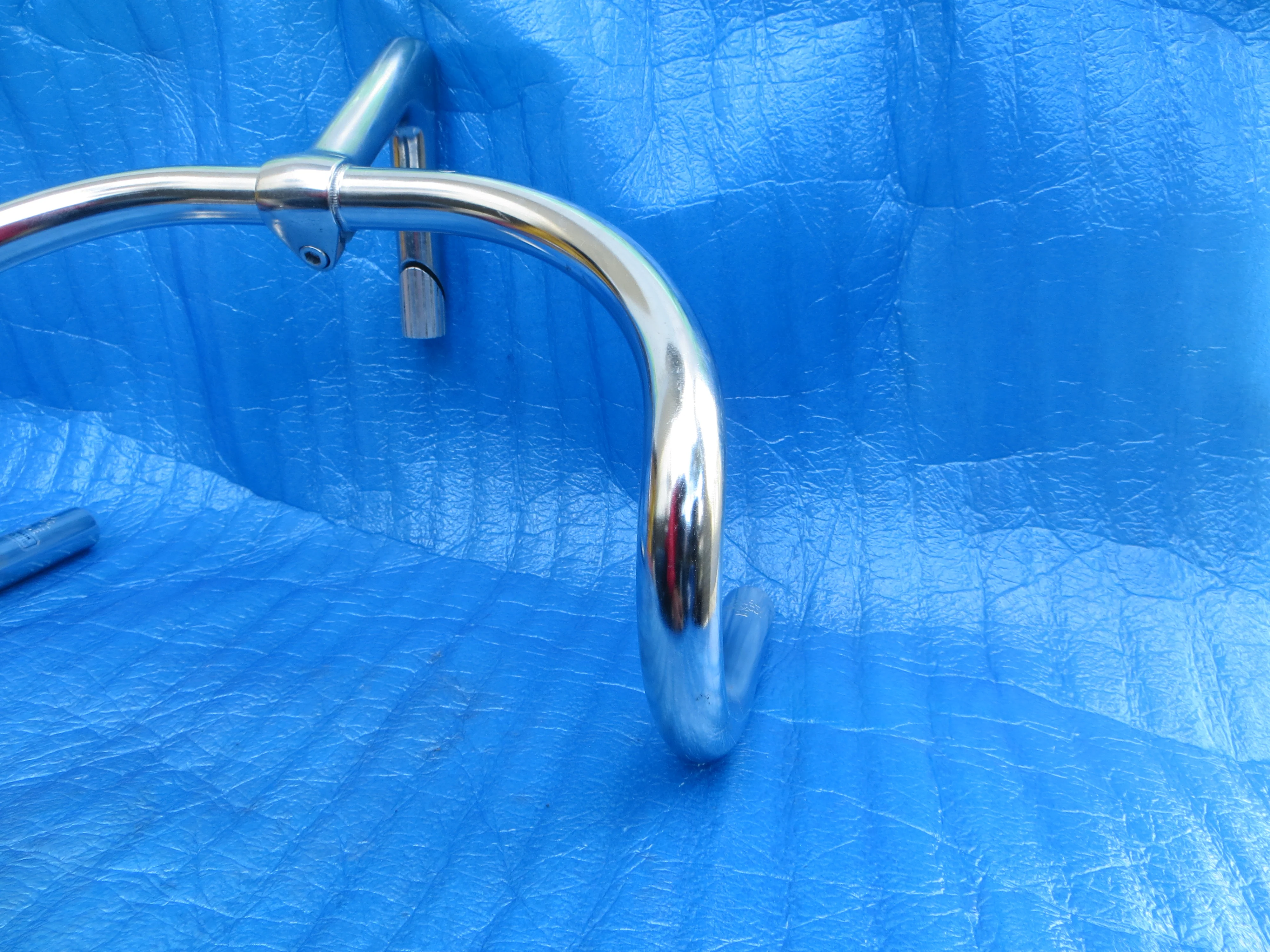 B123 350mm CrMo NJS Handlebar, Nitto Jaguar, 105mm/58 degree Steel NJS Stem (25111918) - Image 3