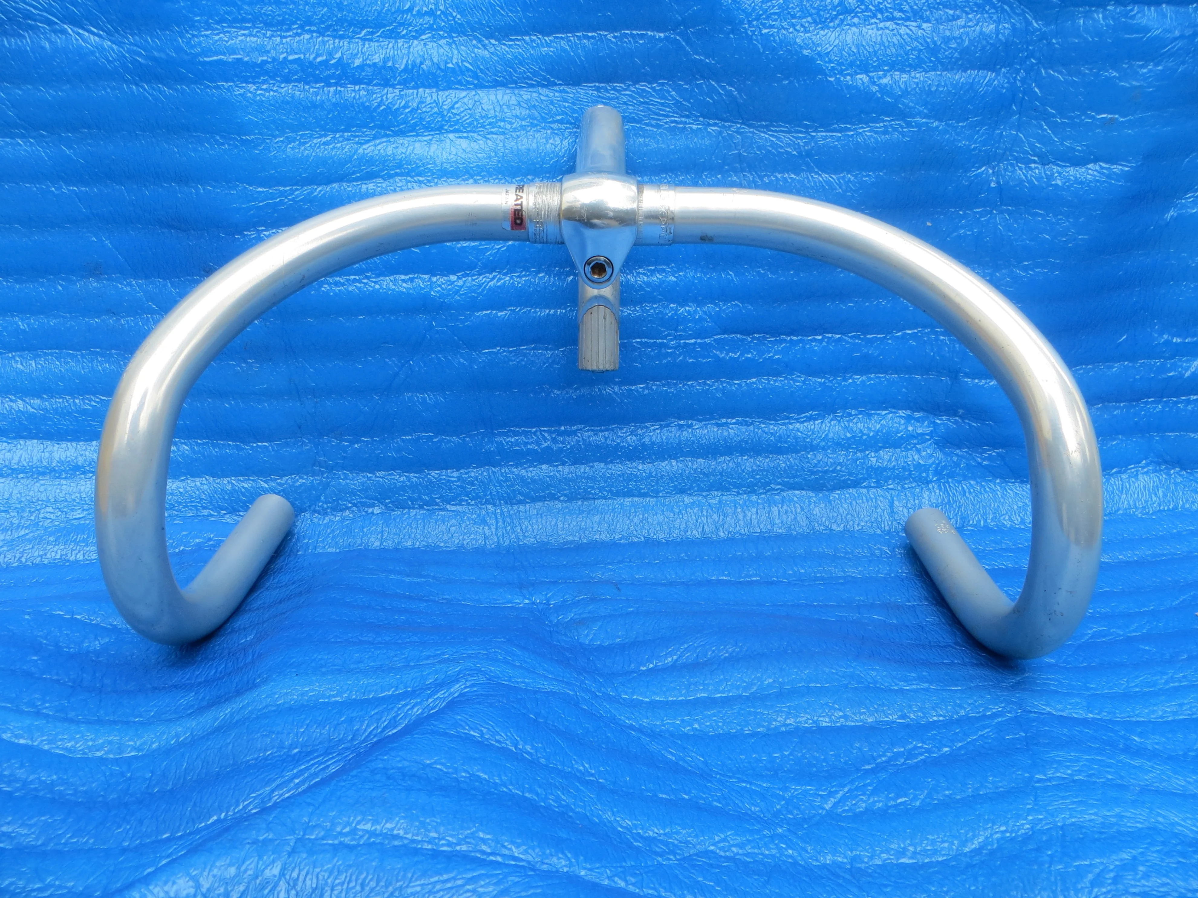 B123 360mm AA NJS Handlebar, Nitto Jaguar 110mm/58 degree AA NJS Stem (26022002)
