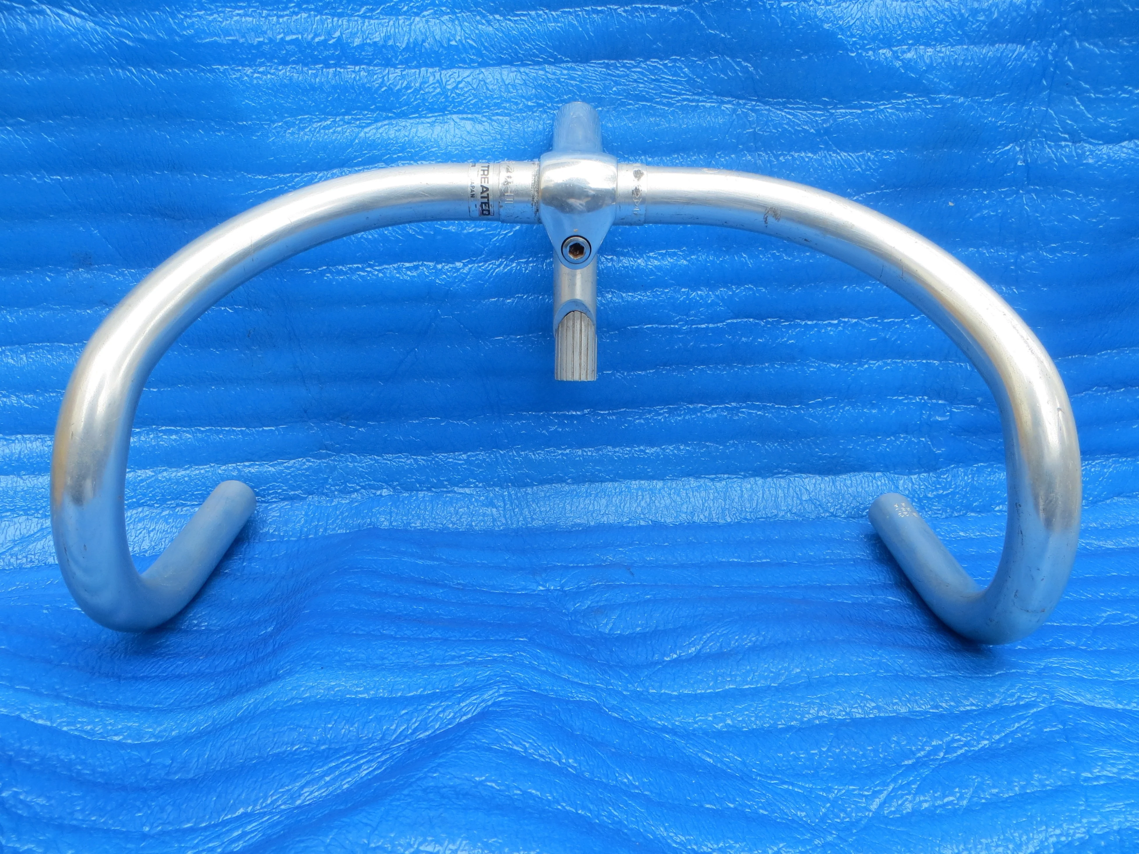 B123 360mm AA NJS Handlebar, Nitto Jaguar 90mm/58 degree AA NJS Stem (26022006)