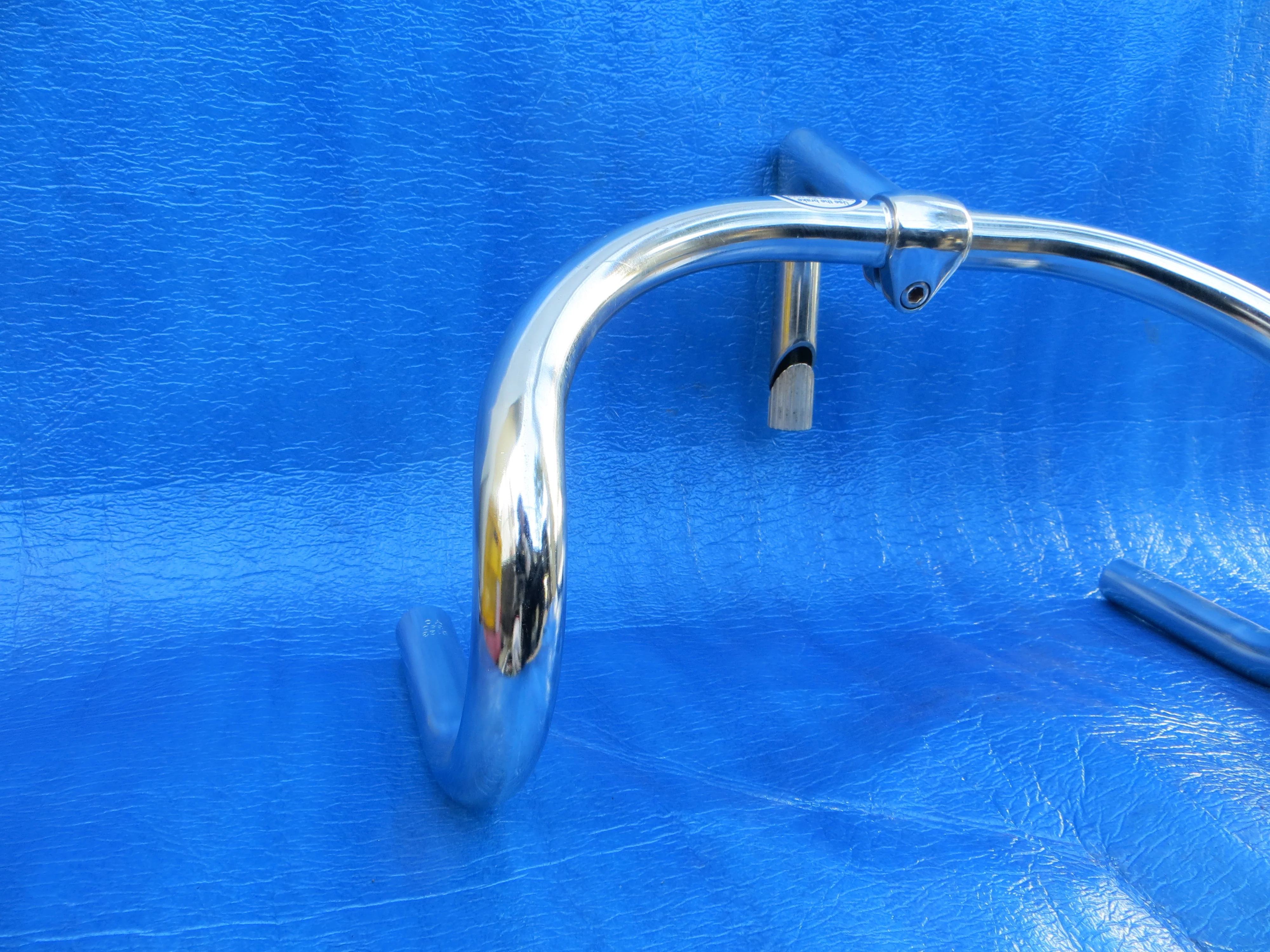 B123 360mm Steel NJS Handlebar, Nitto Jaguar 105mm/65 degree Steel NJS Stem (25021509) - Image 2