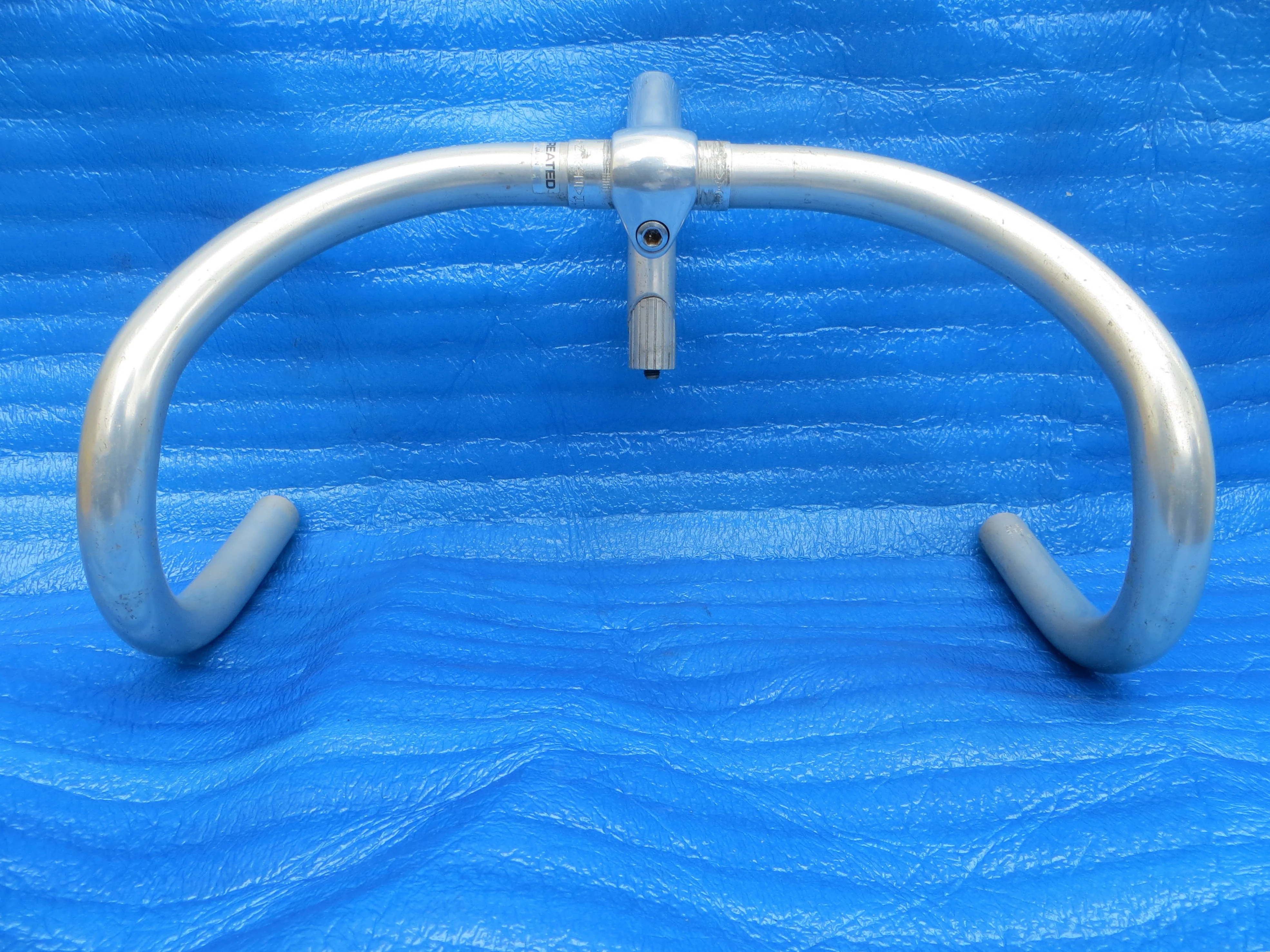B123 365mm AA NJS Handlebar, Nitto Jaguar 90mm/58 degree AA NJS Stem (26022008)