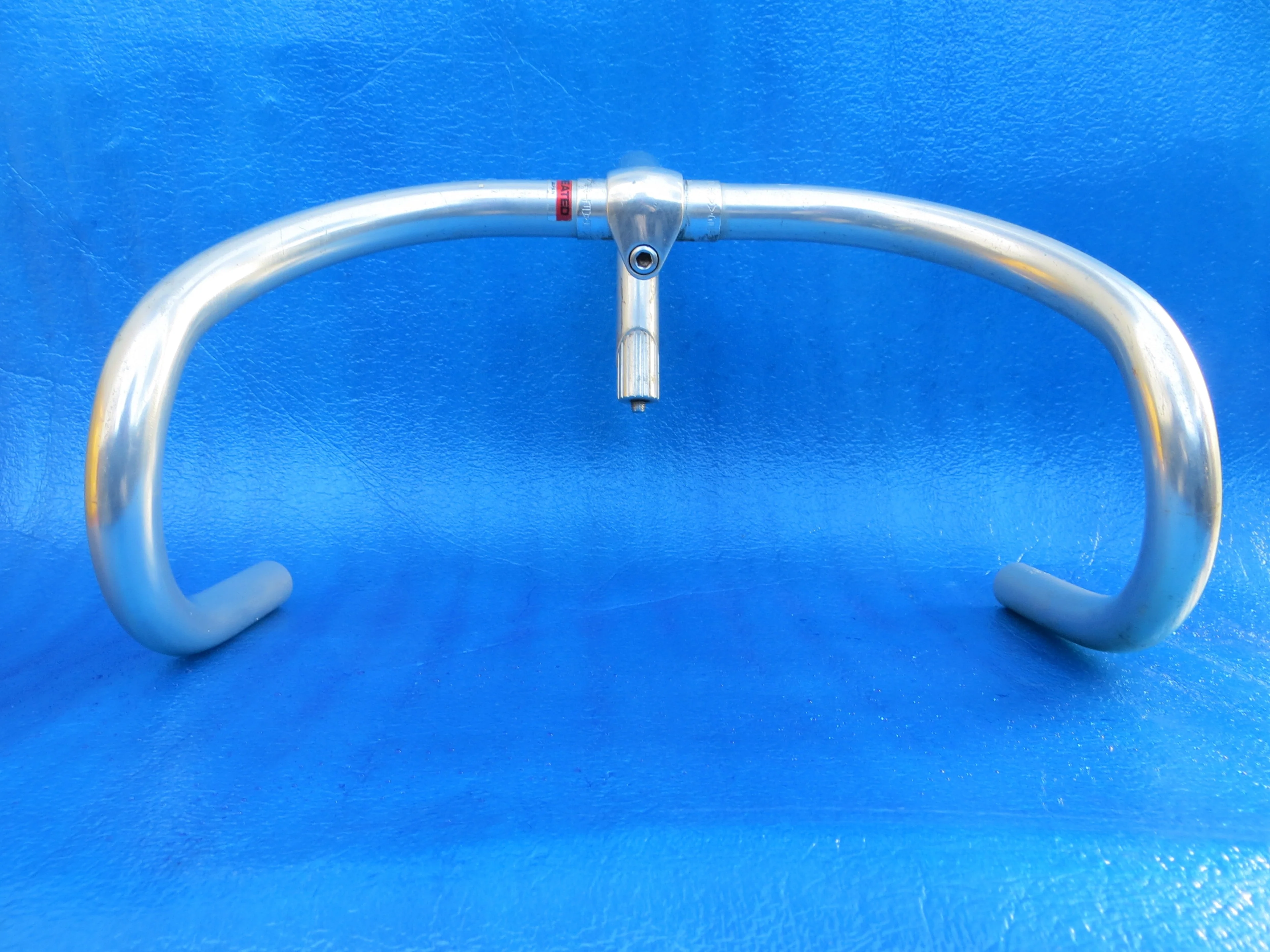 B123 370mm AA NJS Handlebar, Nitto Jaguar 110mm/58 degree AA NJS Stem (23112904)