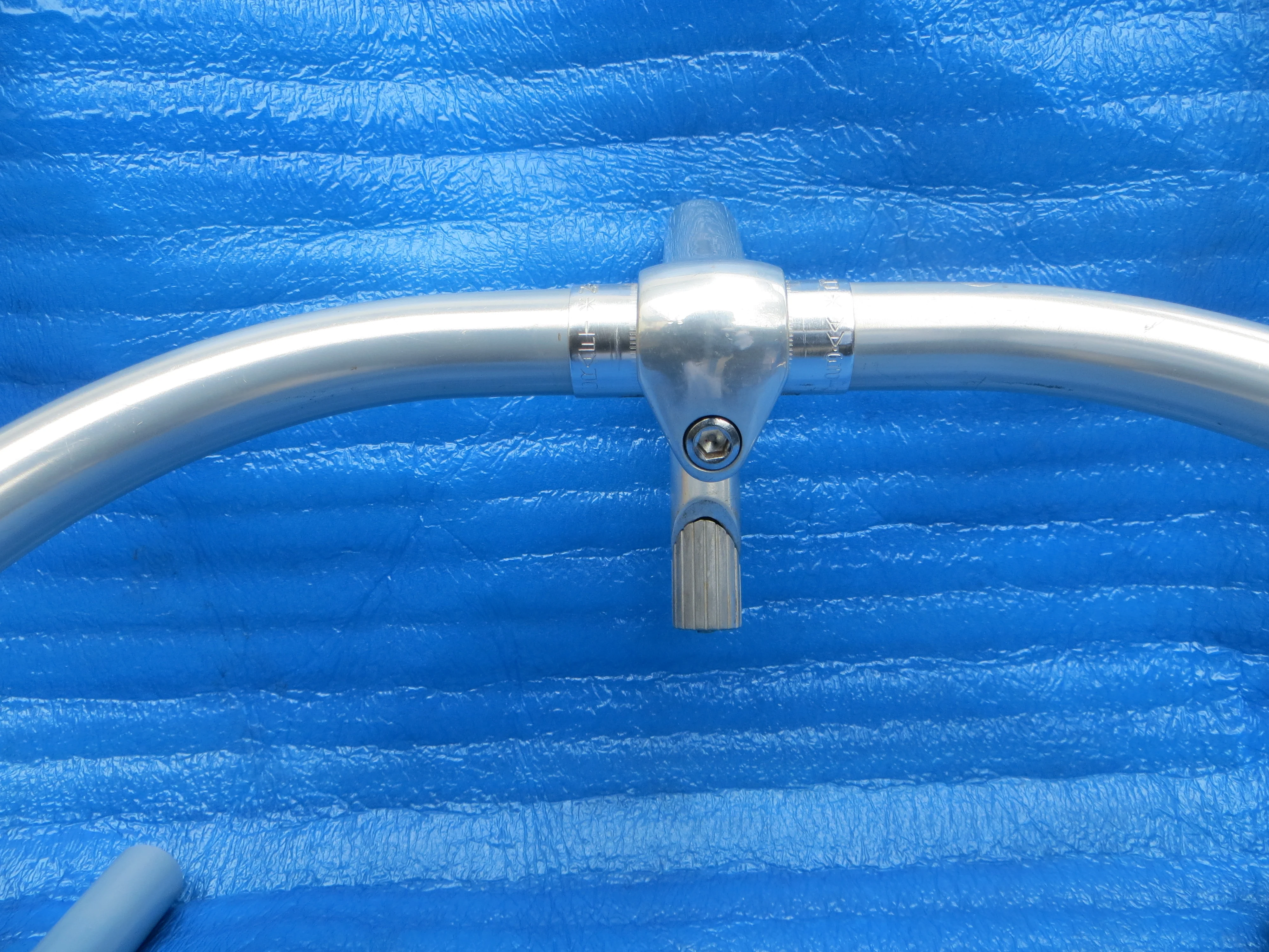 B123 370mm AA NJS Handlebar, Nitto Jaguar 110mm/58 degree AA NJS Stem (26022003) - Image 3