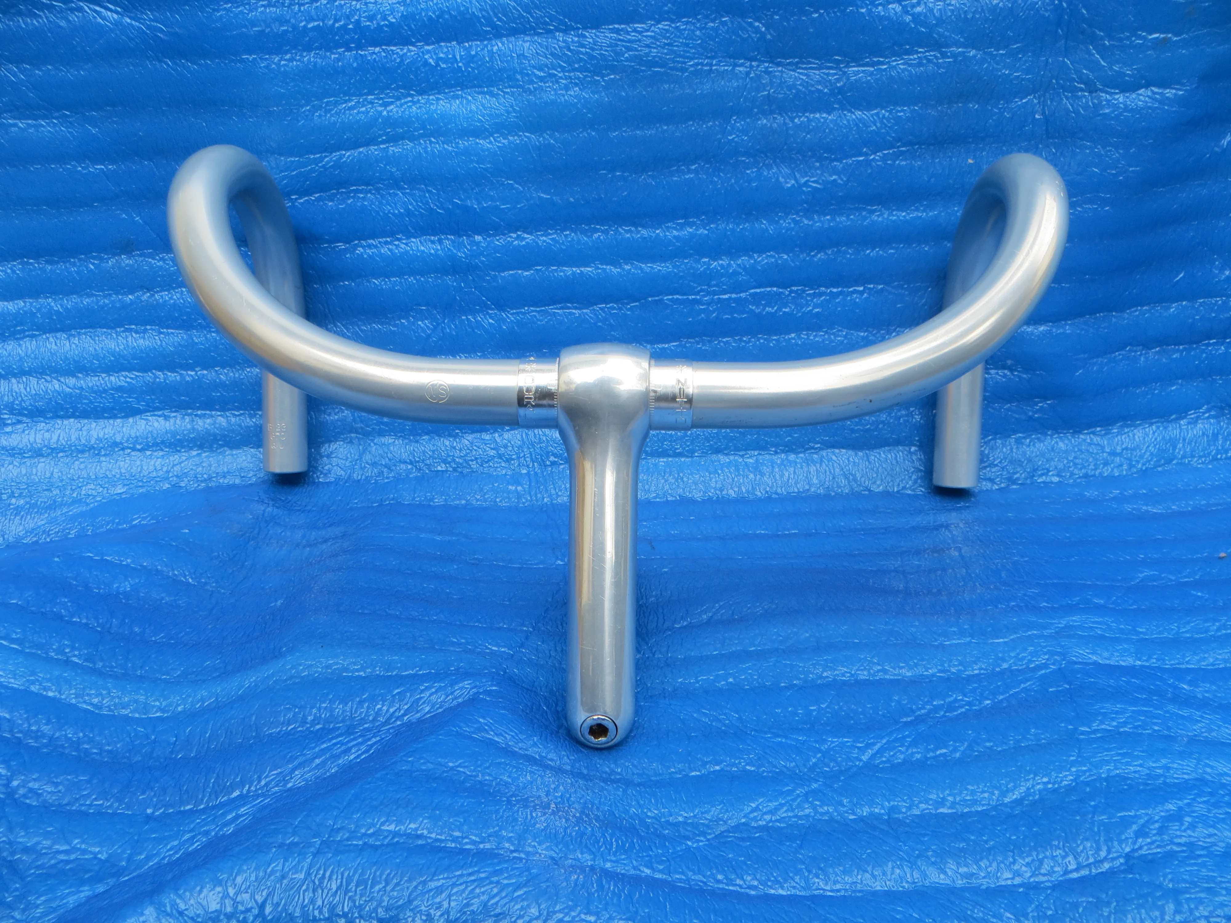 B123 370mm AA NJS Handlebar, Nitto Jaguar 110mm/58 degree AA NJS Stem (26022003) - Image 6