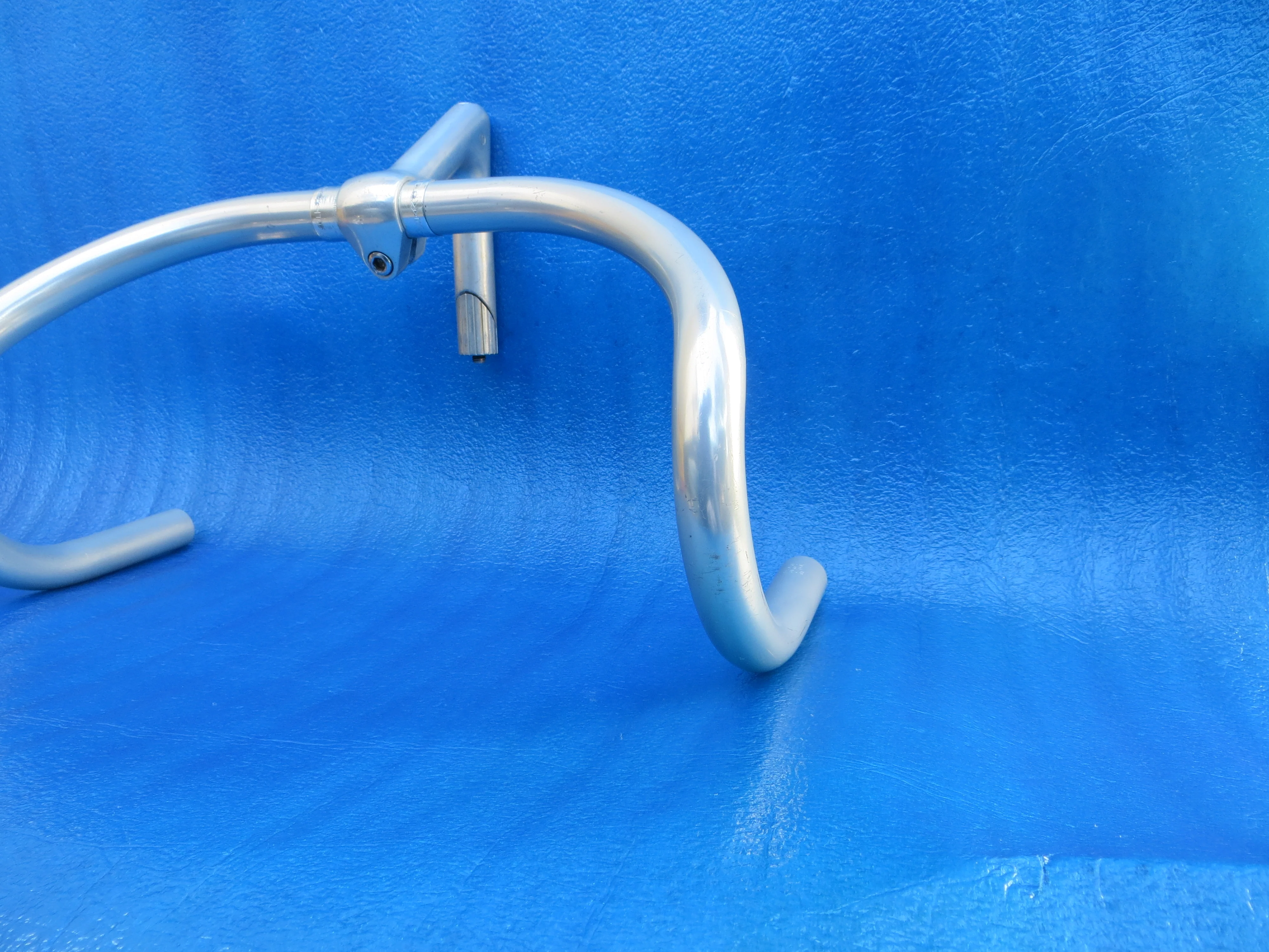 B123 380mm AA NJS Handlebar, Nitto Jaguar 100mm/58 degree AA NJS Stem (23102407) - Image 3